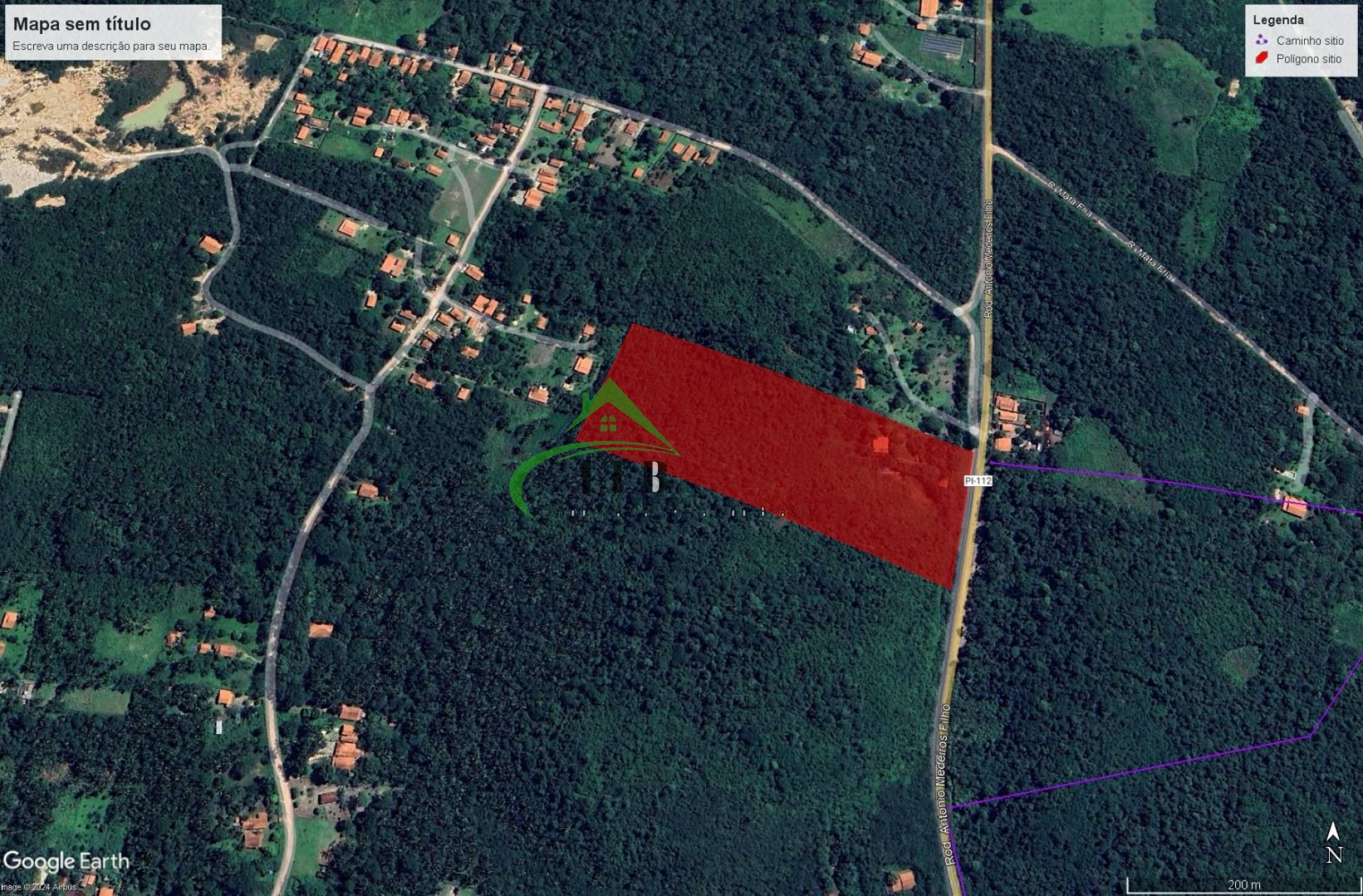 #Deolindo Matos# Vende sítio com 3,5hectares, na PI112, KM12, a 5 min da entrada do Aldebaran Ville, jardins, pátios e acessos em paredes de pedra casa principal circundada por varanda  com capacidade de mesas para até 50 pessoas, sala , cozinha, 2 quarto