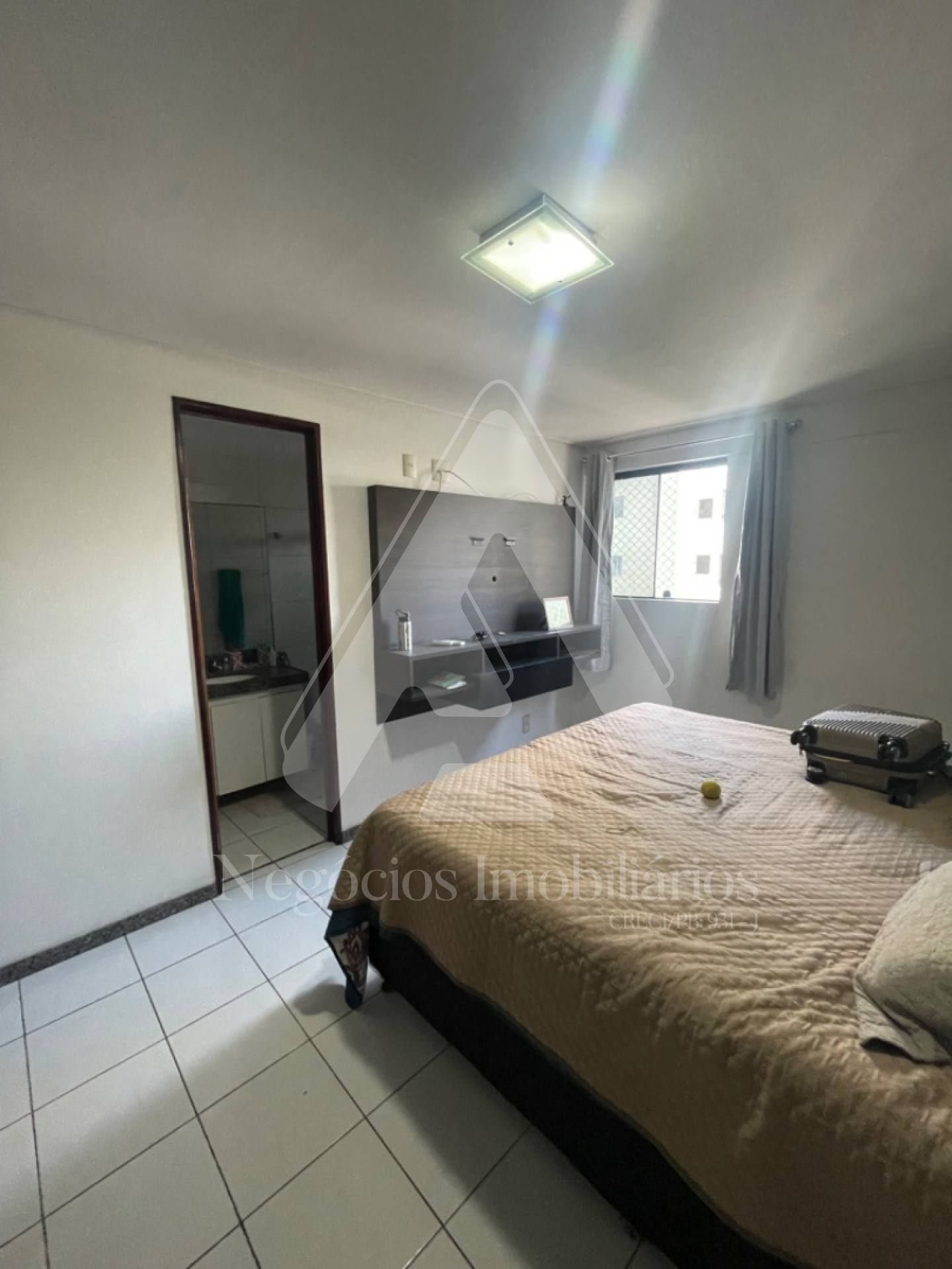 Apartamento à venda com 3 quartos, 97m² - Foto 9