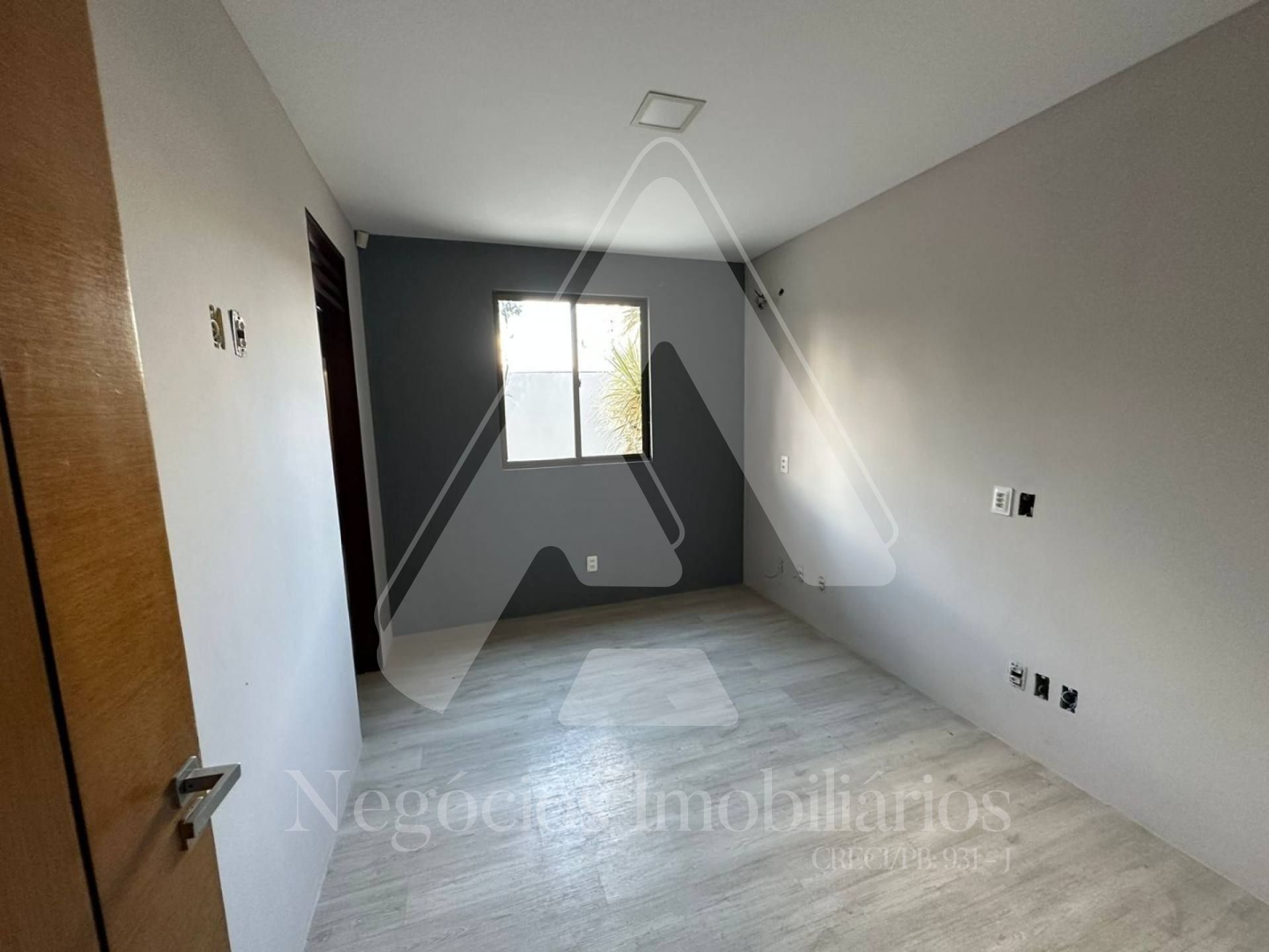 Casa à venda com 5 quartos, 340m² - Foto 5