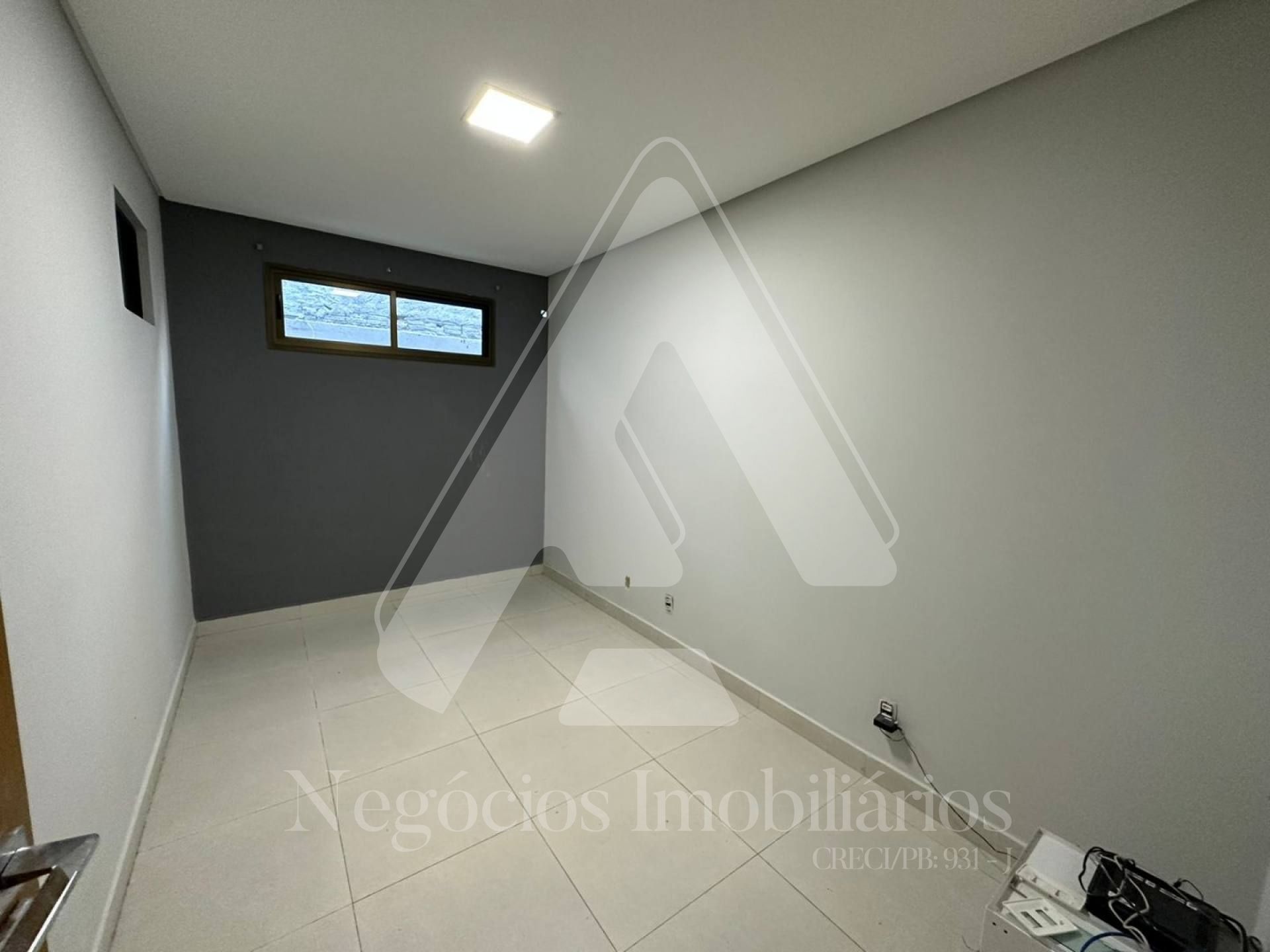 Casa à venda com 5 quartos, 340m² - Foto 7