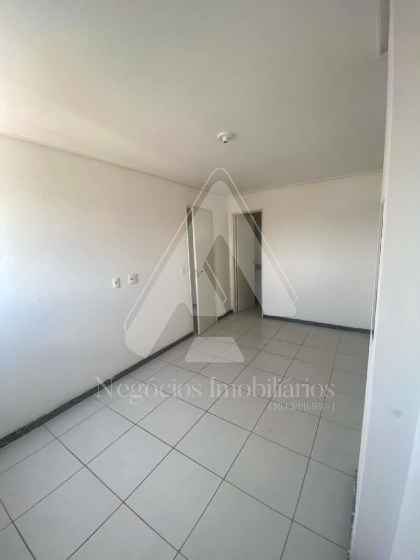 Apartamento à venda com 3 quartos, 75m² - Foto 9