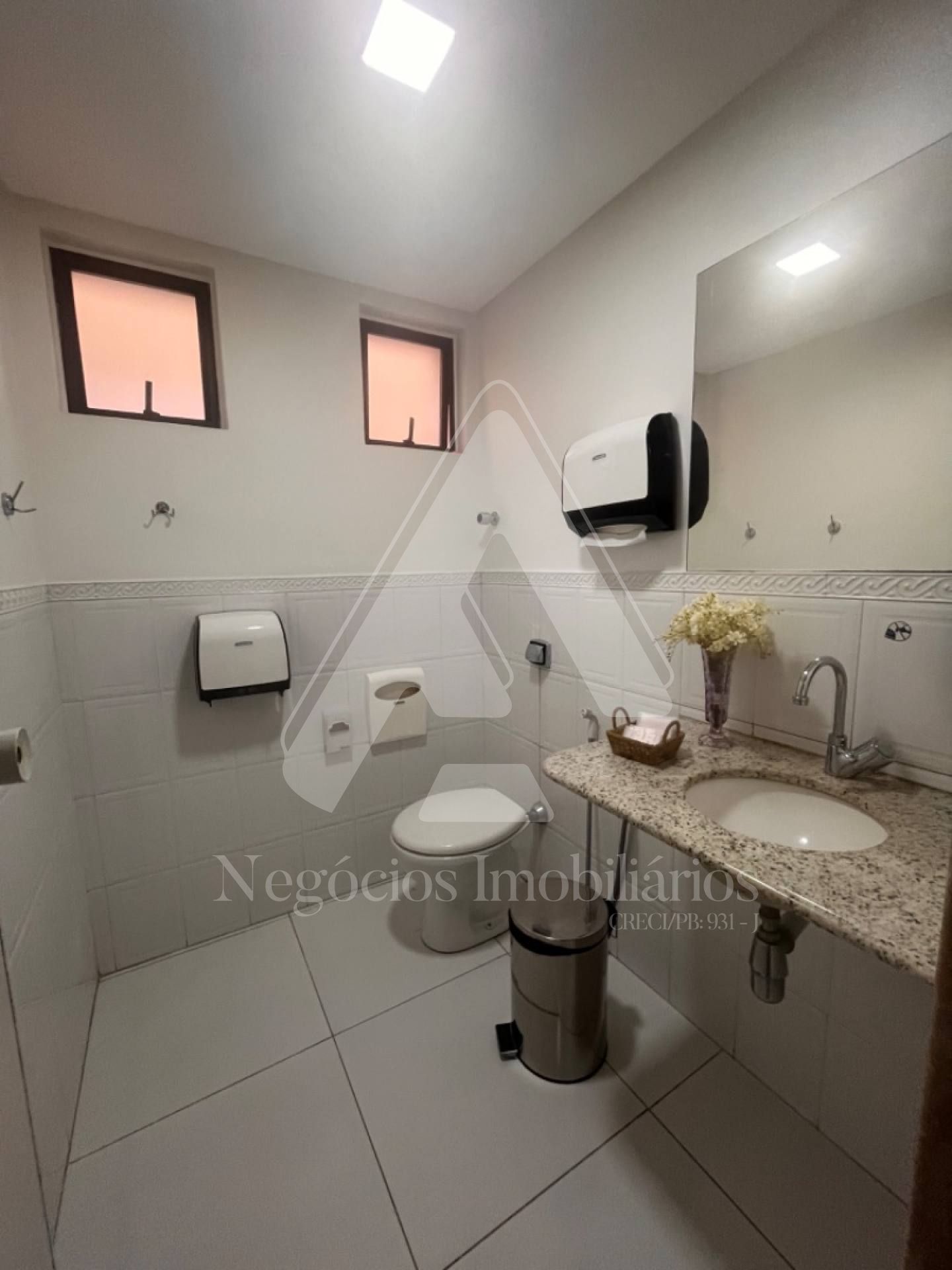 Casa à venda com 3 quartos, 200m² - Foto 15