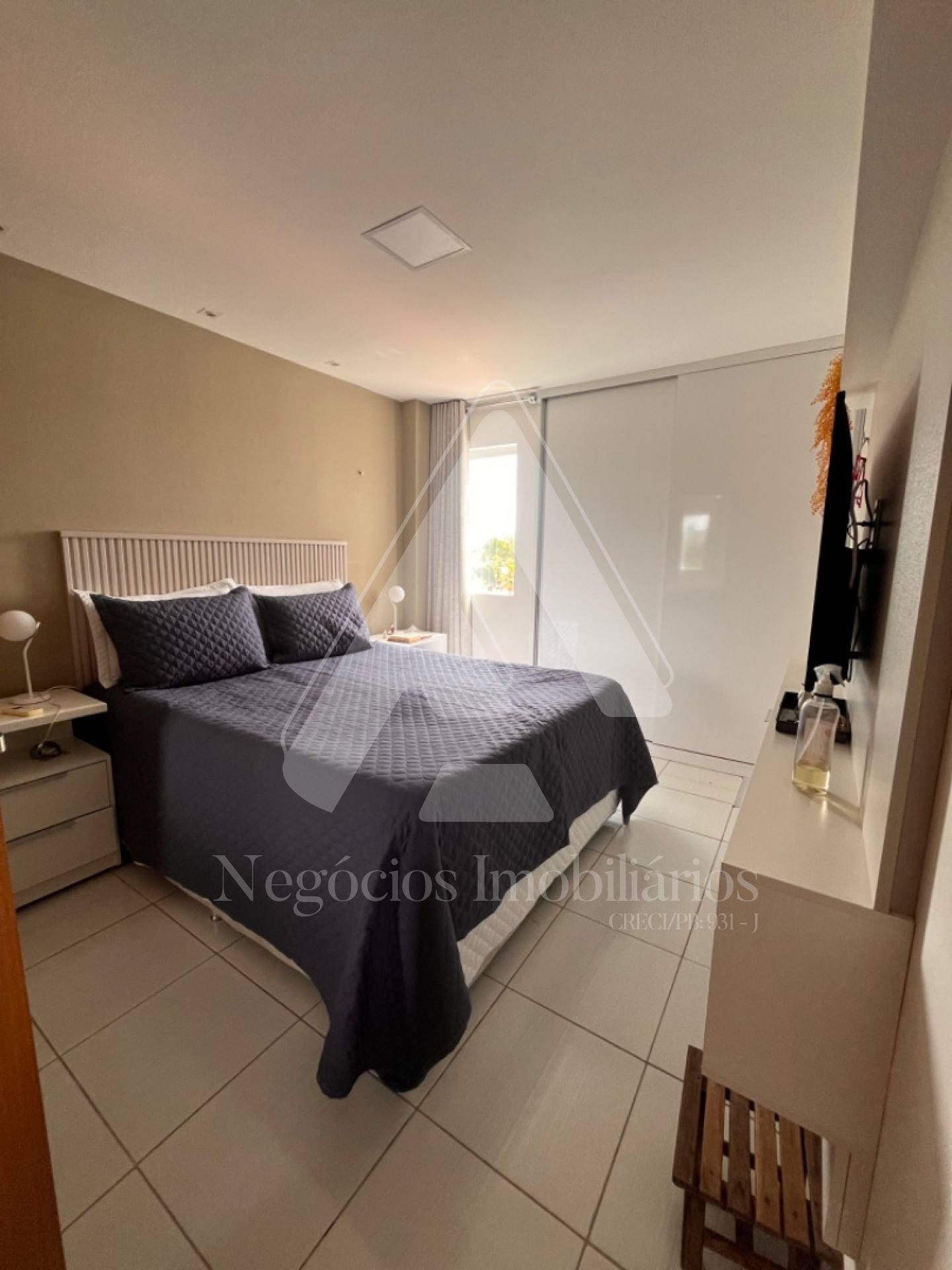 Apartamento à venda com 2 quartos, 75m² - Foto 14