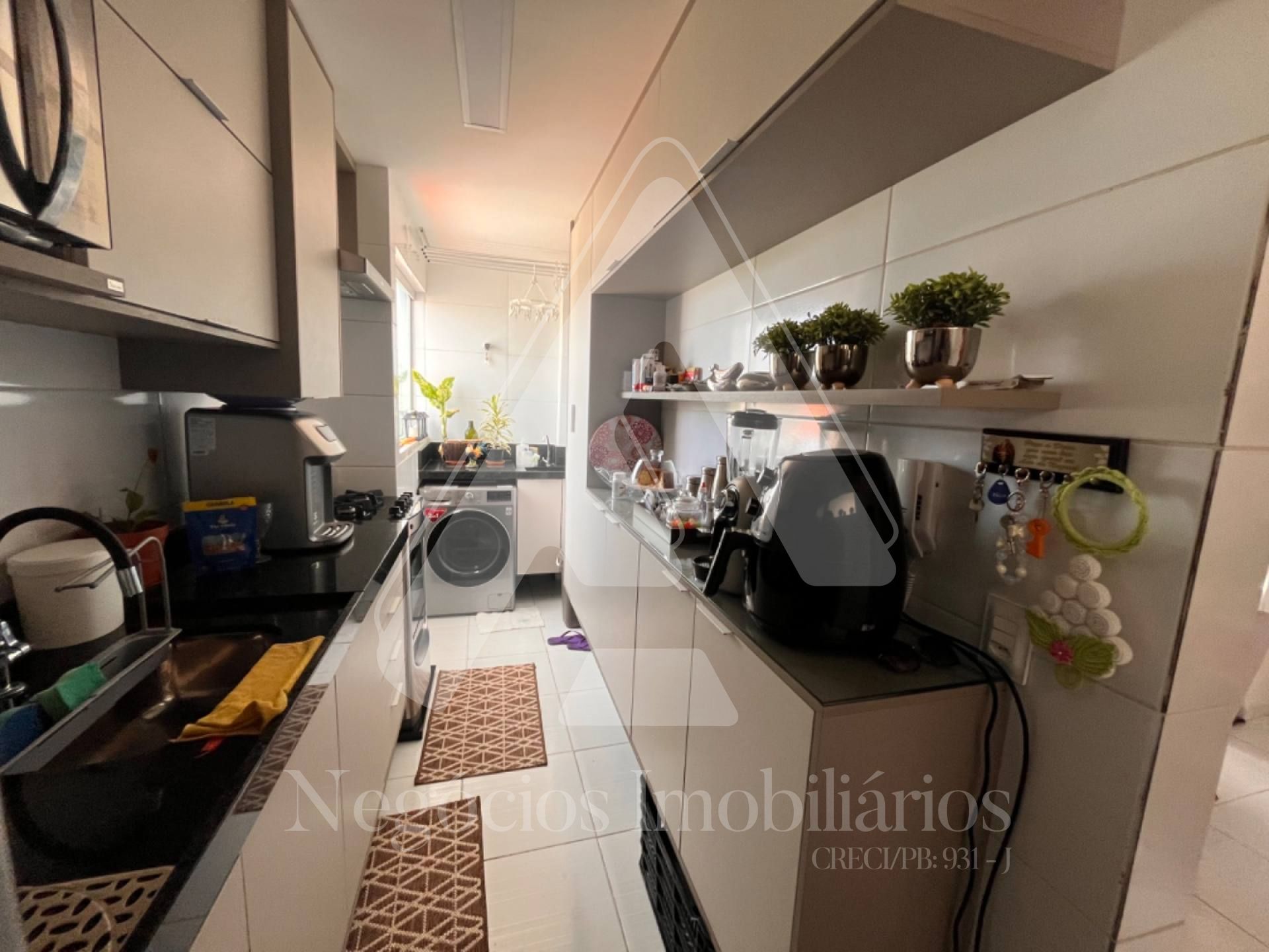 Apartamento à venda com 2 quartos, 75m² - Foto 18