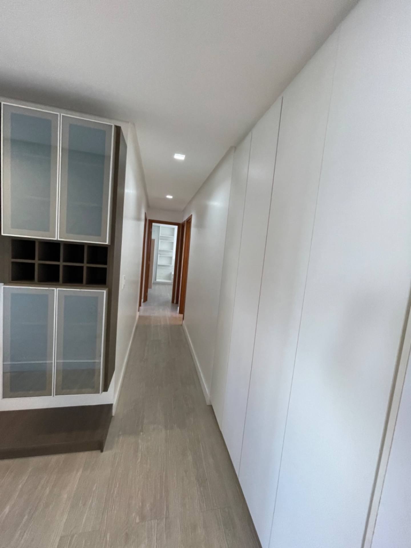 Apartamento à venda com 3 quartos, 105m² - Foto 11