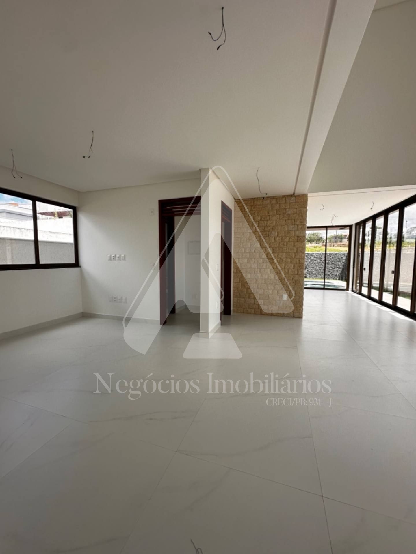 Casa de Condomínio à venda com 5 quartos, 323m² - Foto 6