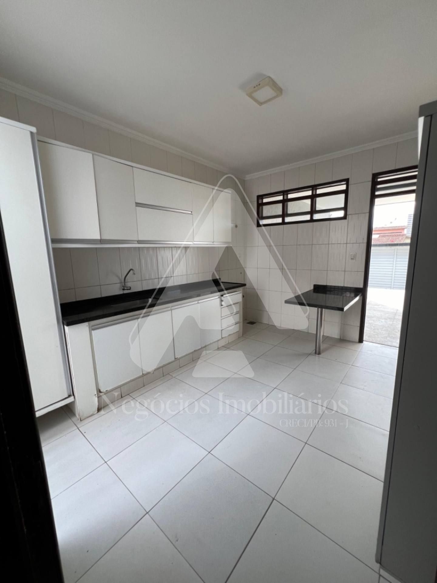 Casa à venda com 4 quartos, 270m² - Foto 19