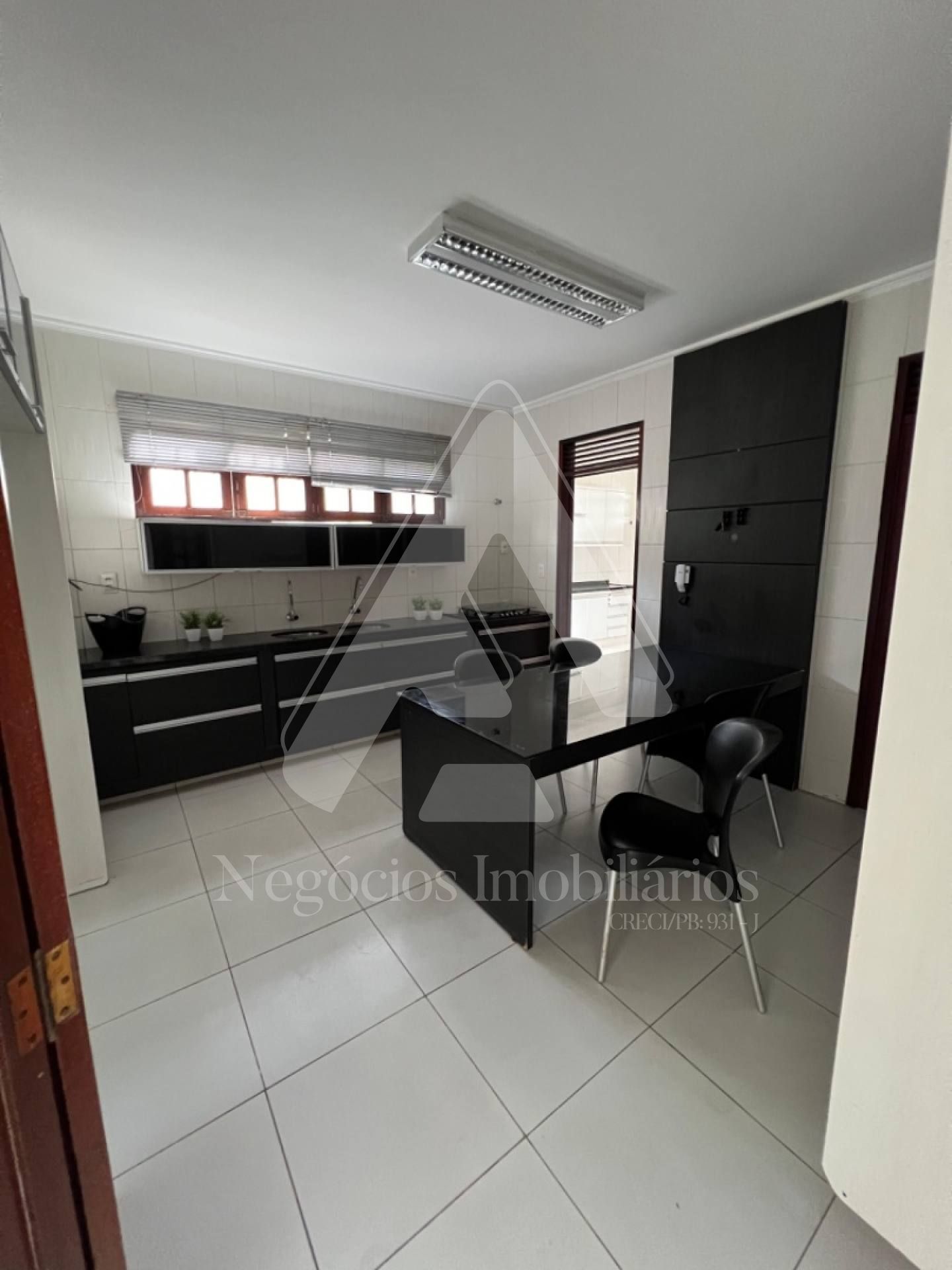 Casa à venda com 4 quartos, 270m² - Foto 24