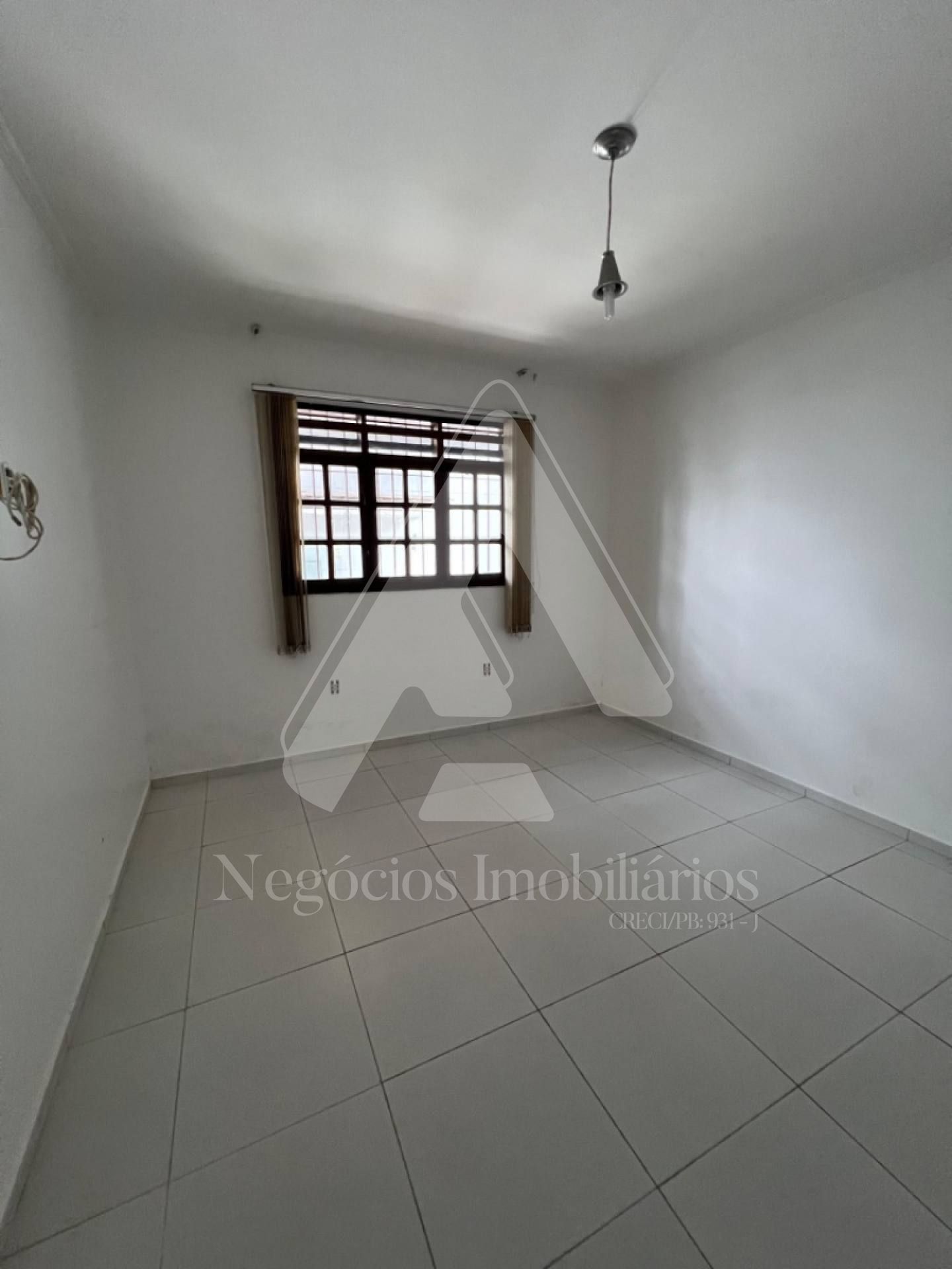 Casa à venda com 4 quartos, 270m² - Foto 29