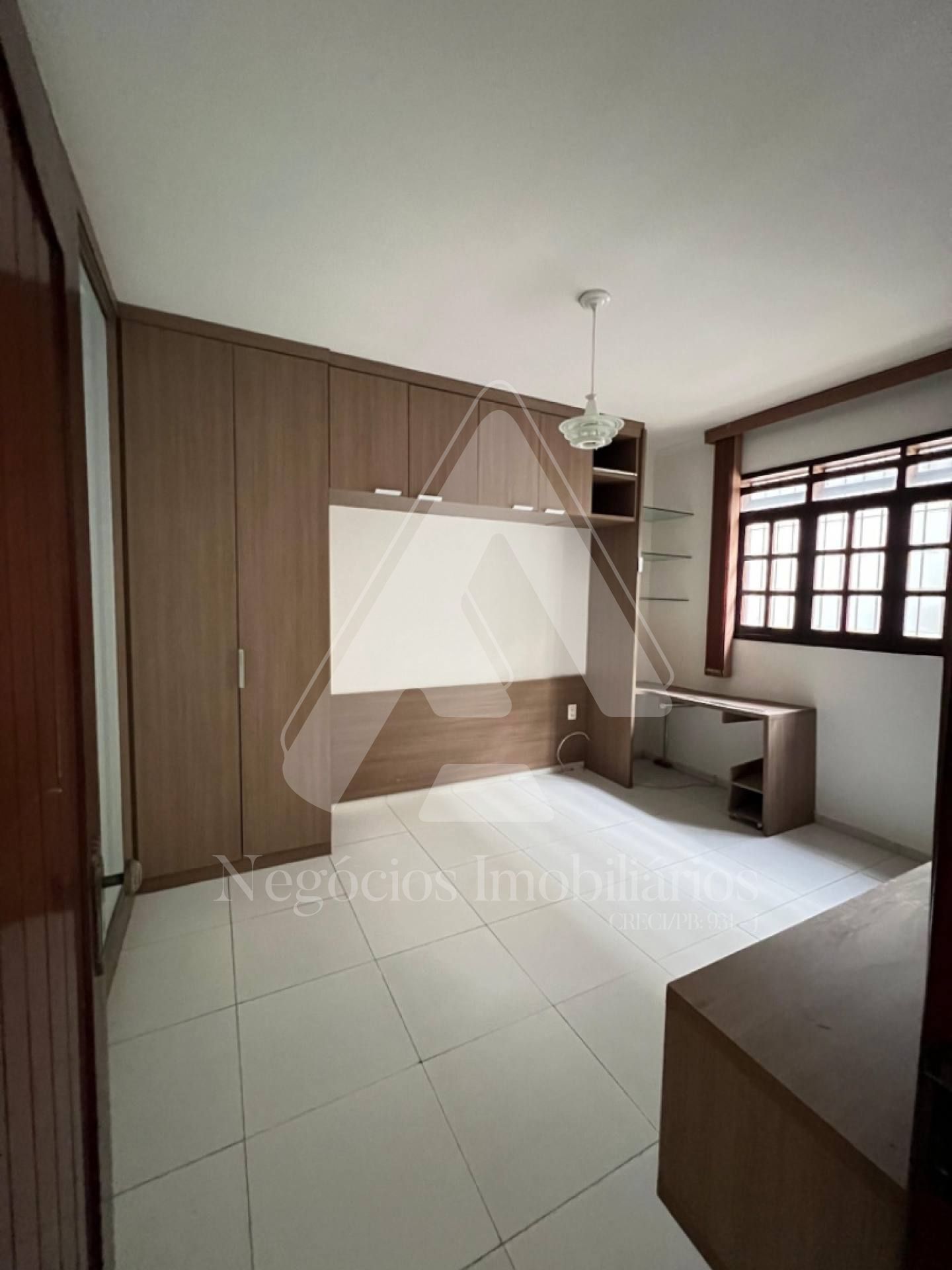 Casa à venda com 4 quartos, 270m² - Foto 33