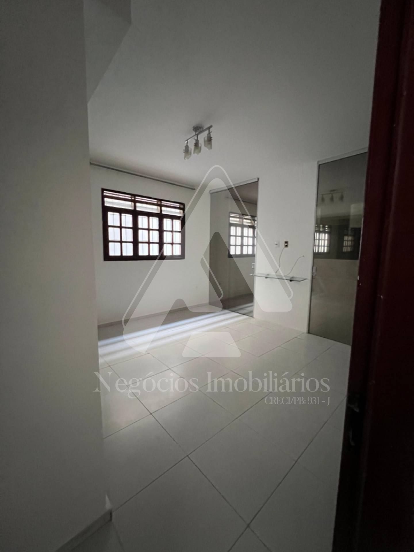 Casa à venda com 4 quartos, 270m² - Foto 34