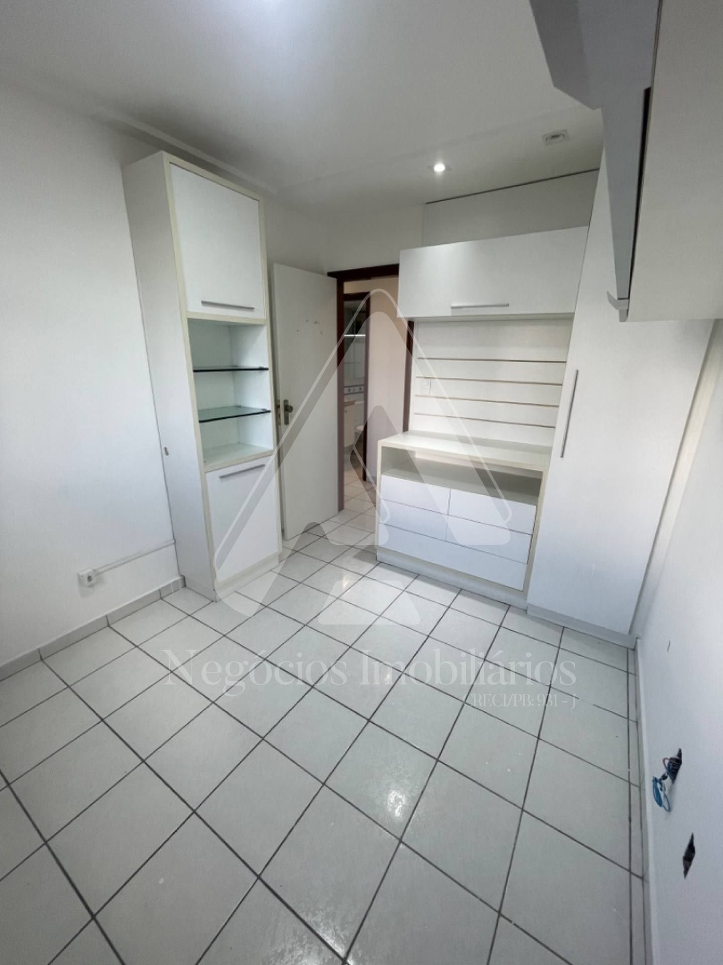 Apartamento à venda com 4 quartos, 90m² - Foto 14