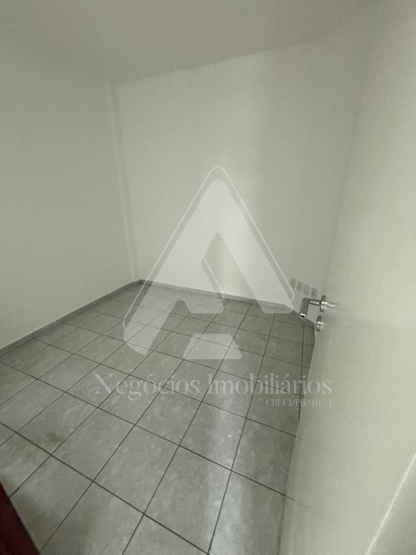 Apartamento para alugar com 3 quartos, 77m² - Foto 8