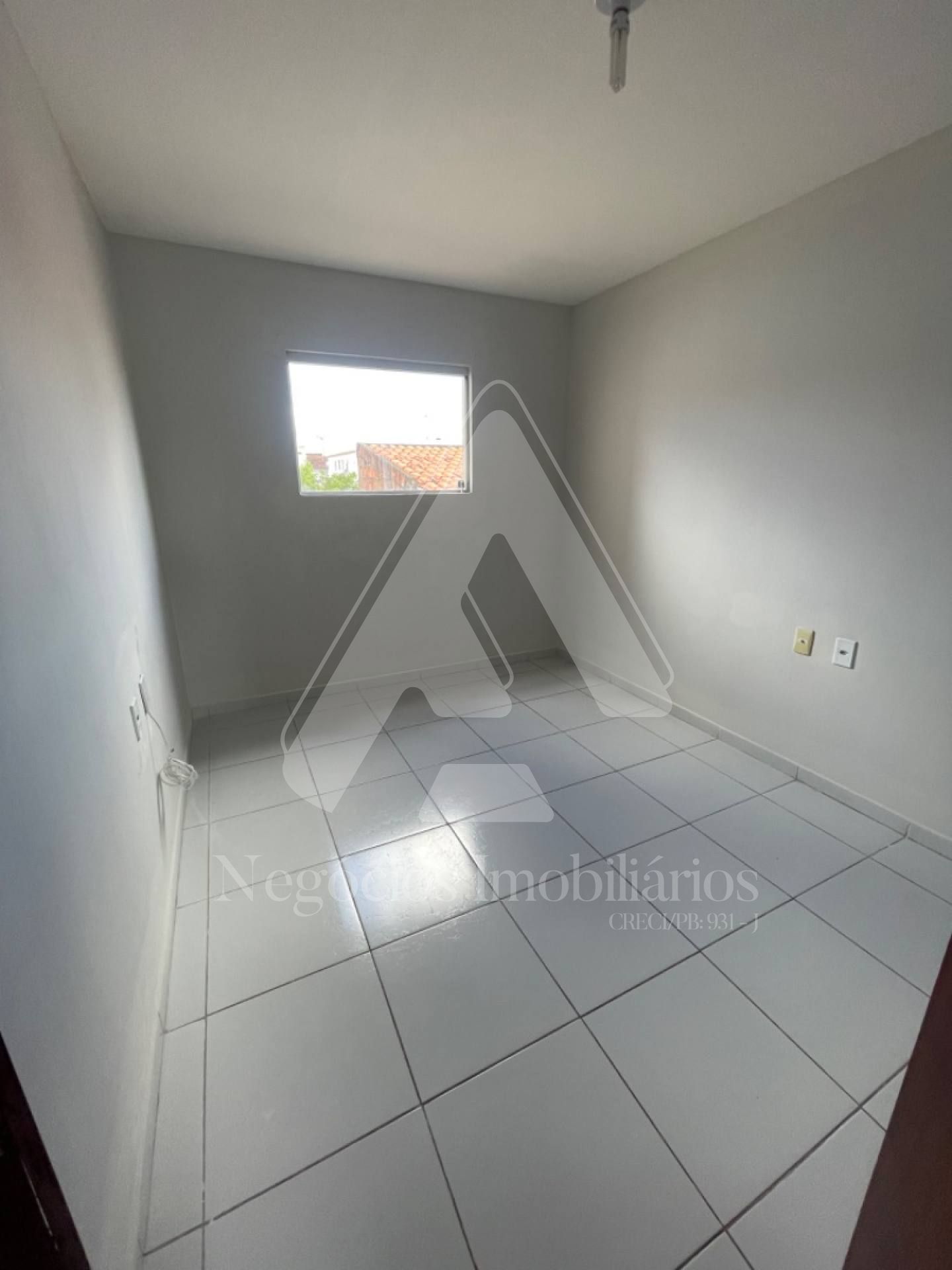 Casa à venda com 4 quartos, 250m² - Foto 13