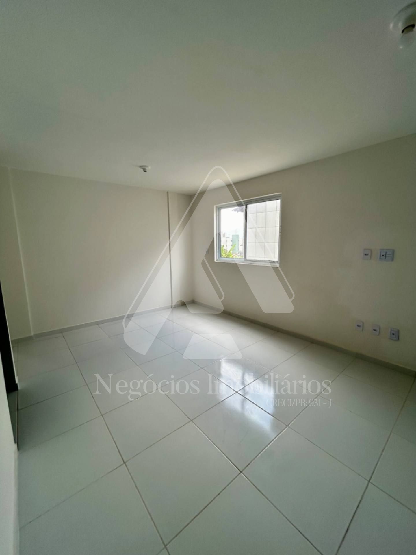 Apartamento à venda com 2 quartos, 58m² - Foto 3