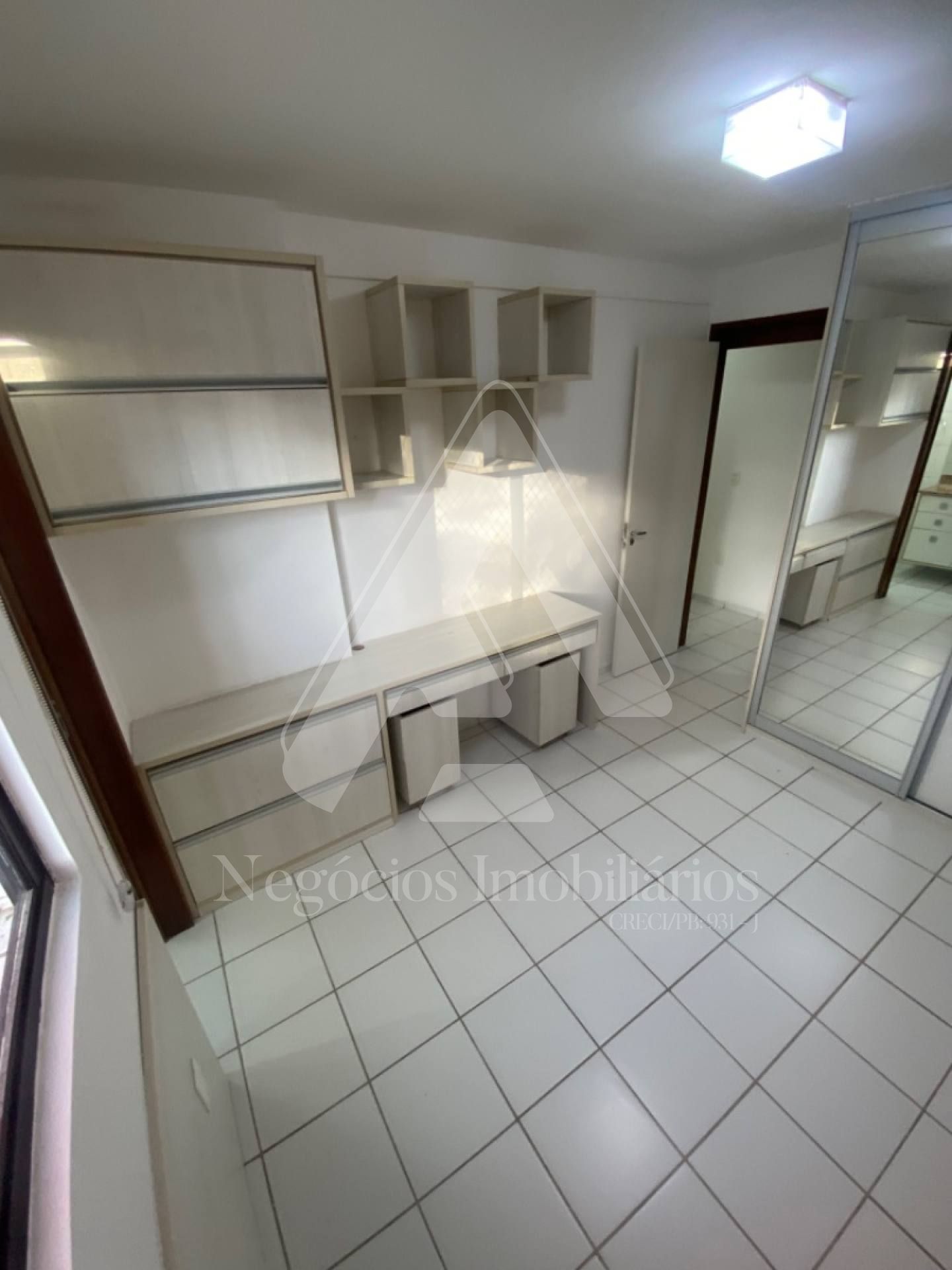 Apartamento à venda com 3 quartos, 133m² - Foto 13