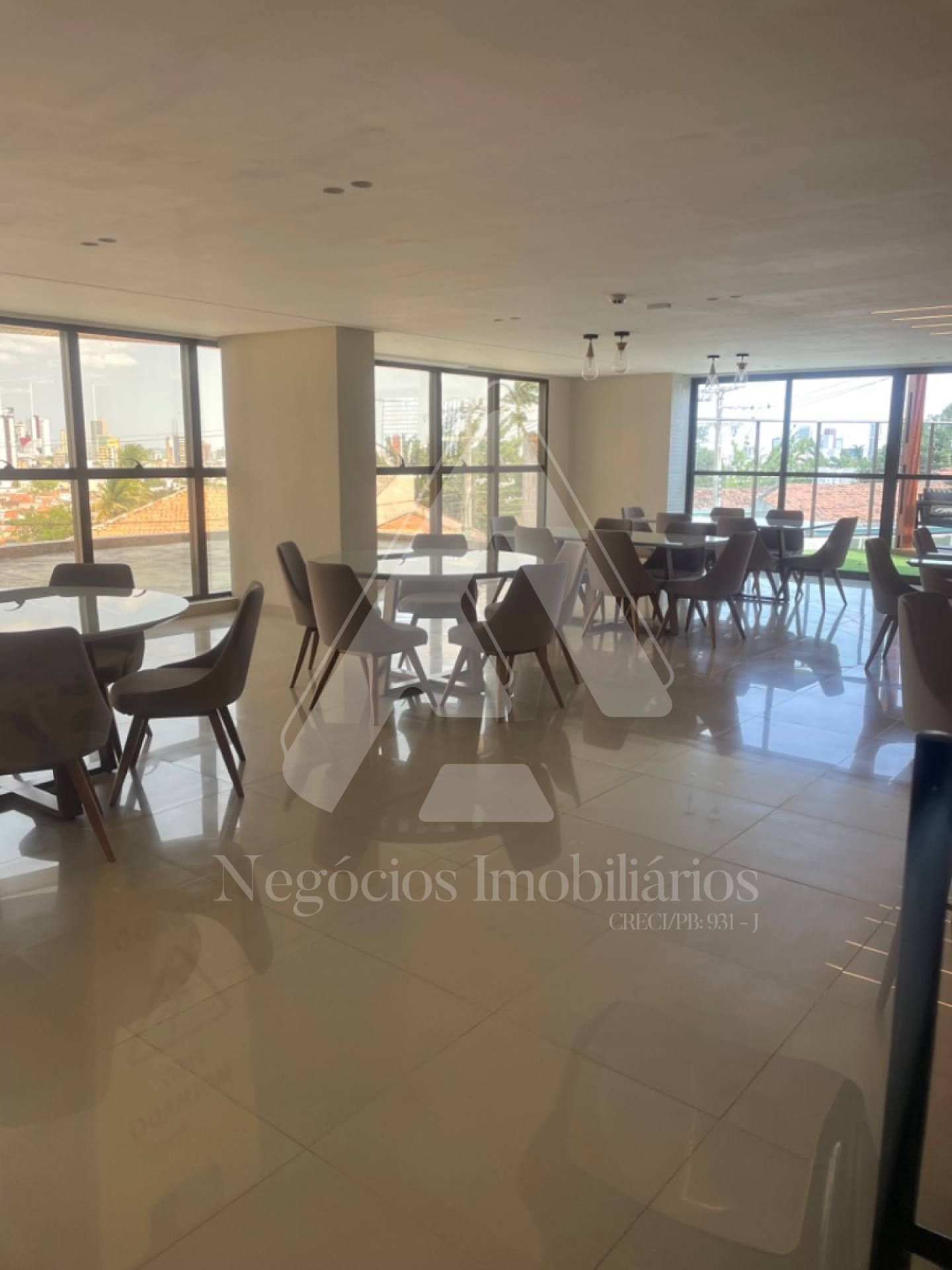 Apartamento à venda com 3 quartos, 110m² - Foto 13