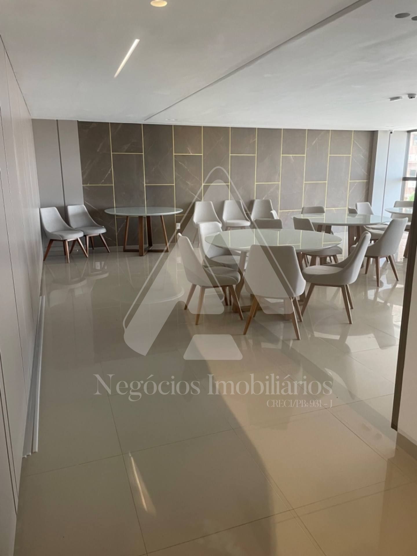 Apartamento à venda com 3 quartos, 110m² - Foto 17