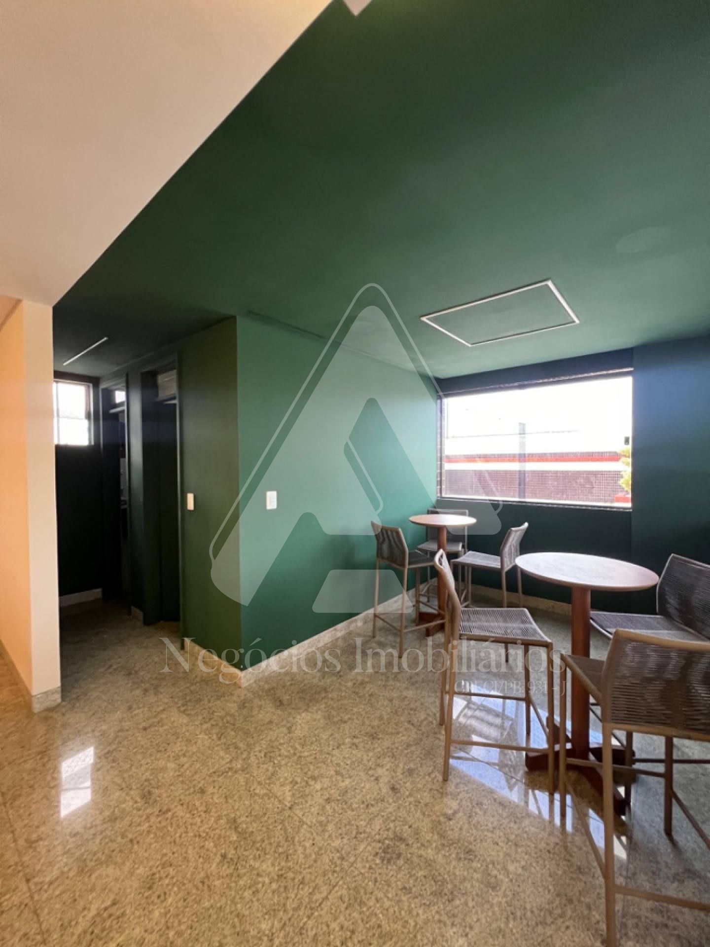 Apartamento à venda com 4 quartos, 260m² - Foto 10