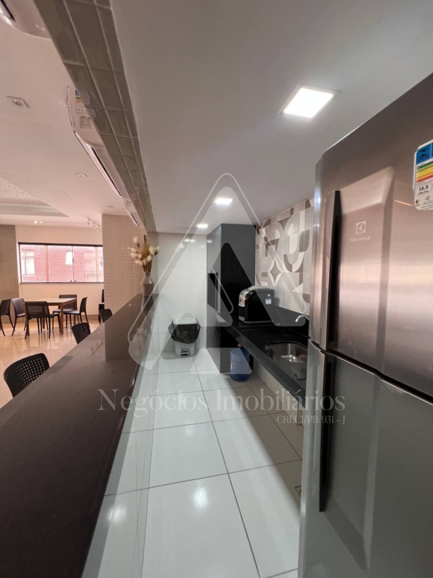 Apartamento à venda com 3 quartos, 144m² - Foto 6