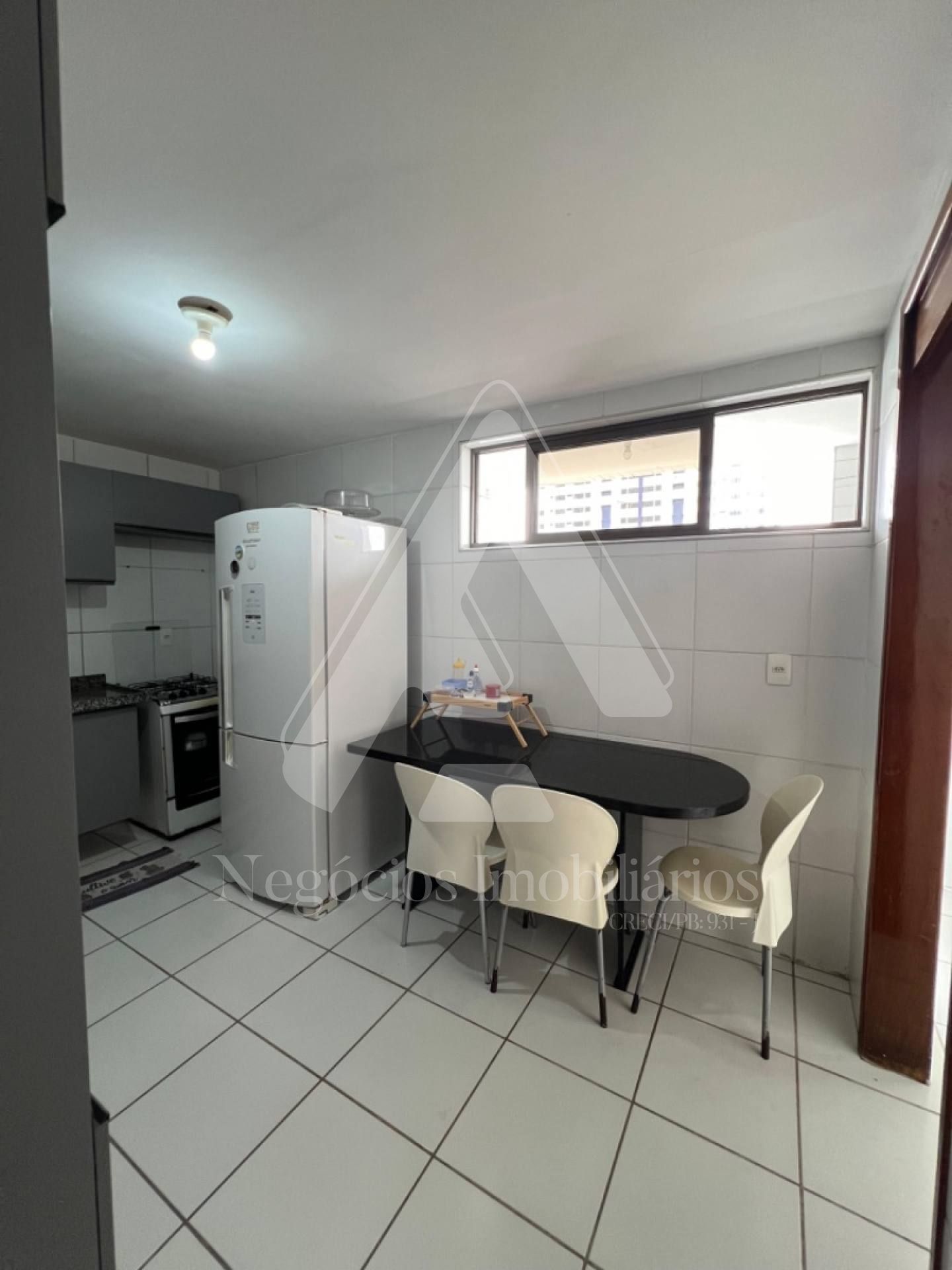 Apartamento à venda com 3 quartos, 144m² - Foto 13