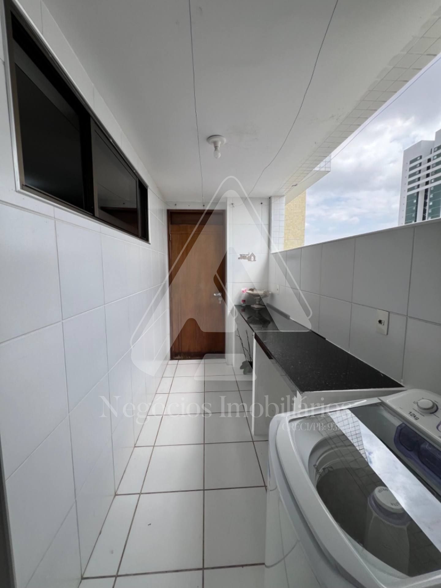 Apartamento à venda com 3 quartos, 144m² - Foto 15