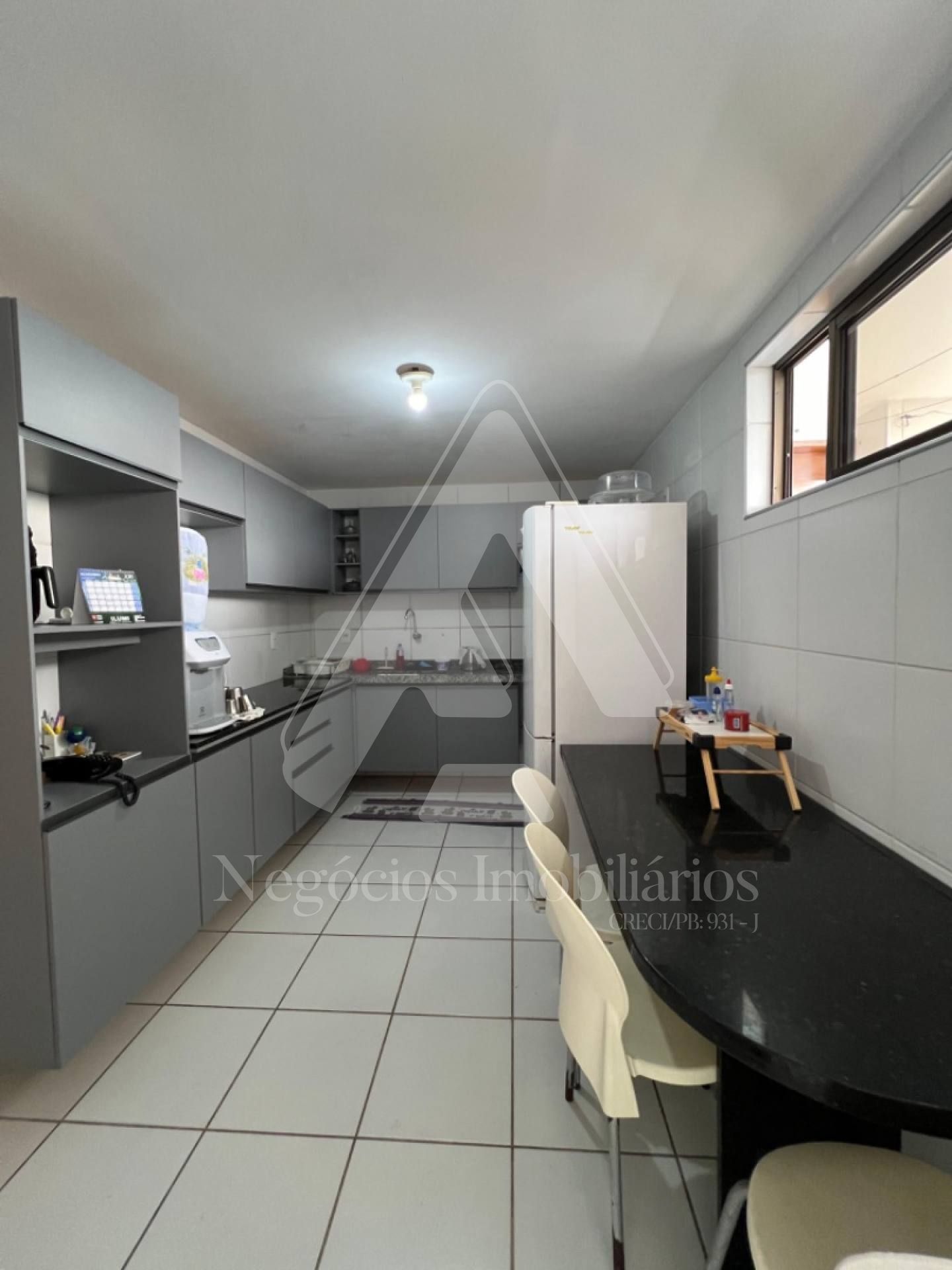 Apartamento à venda com 3 quartos, 144m² - Foto 17