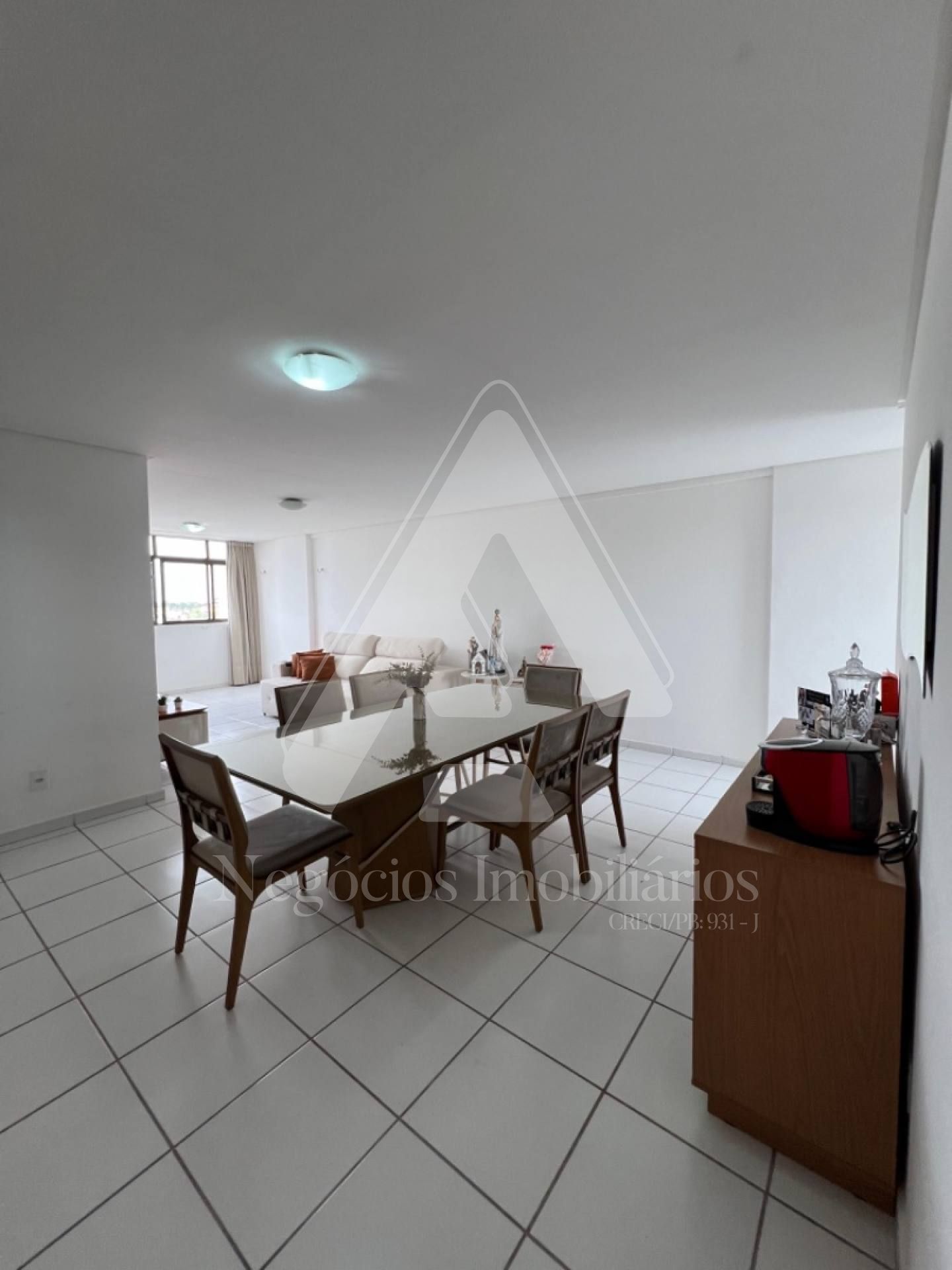 Apartamento à venda com 3 quartos, 144m² - Foto 18