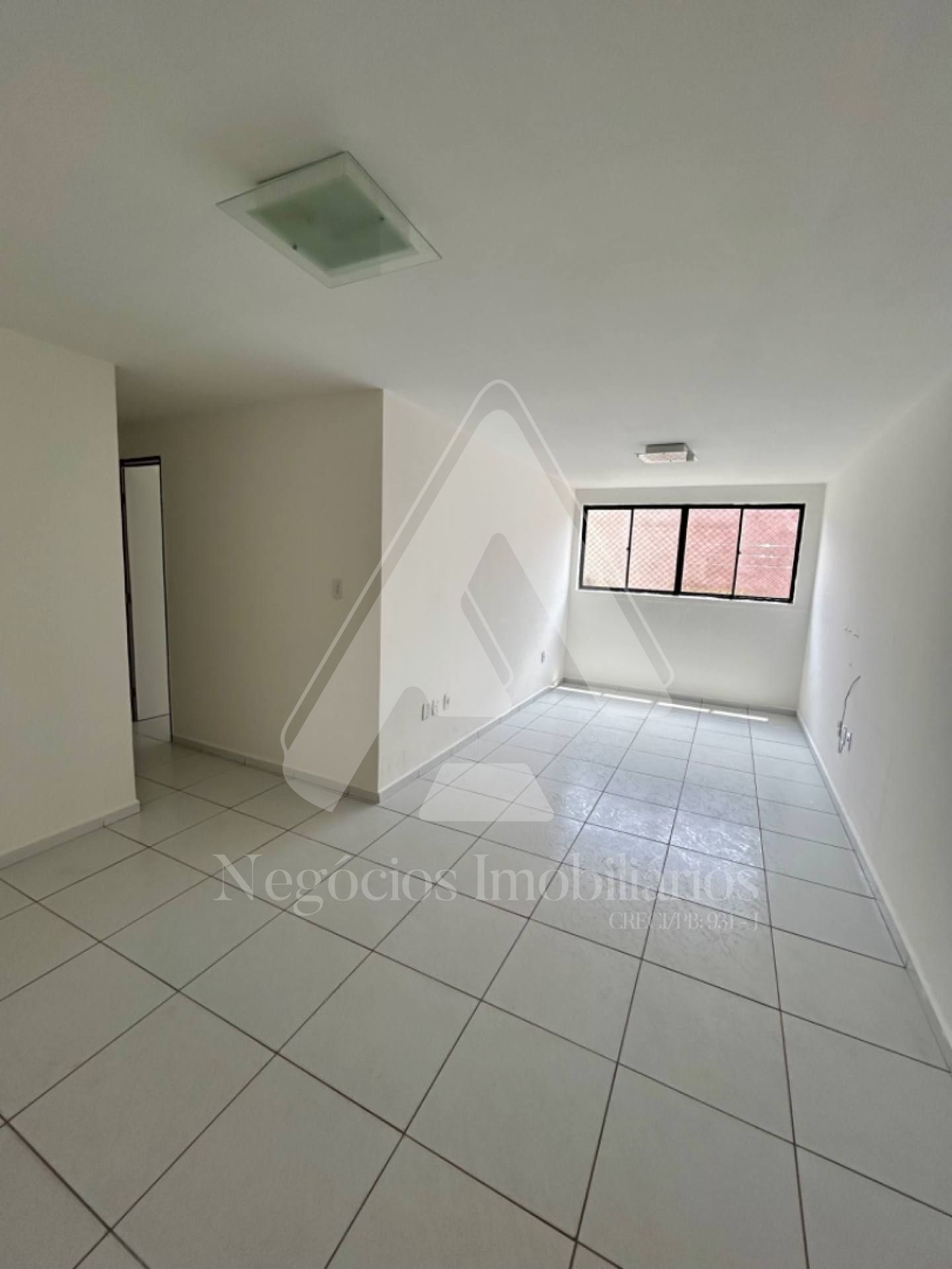 Apartamento à venda com 3 quartos, 75m² - Foto 3