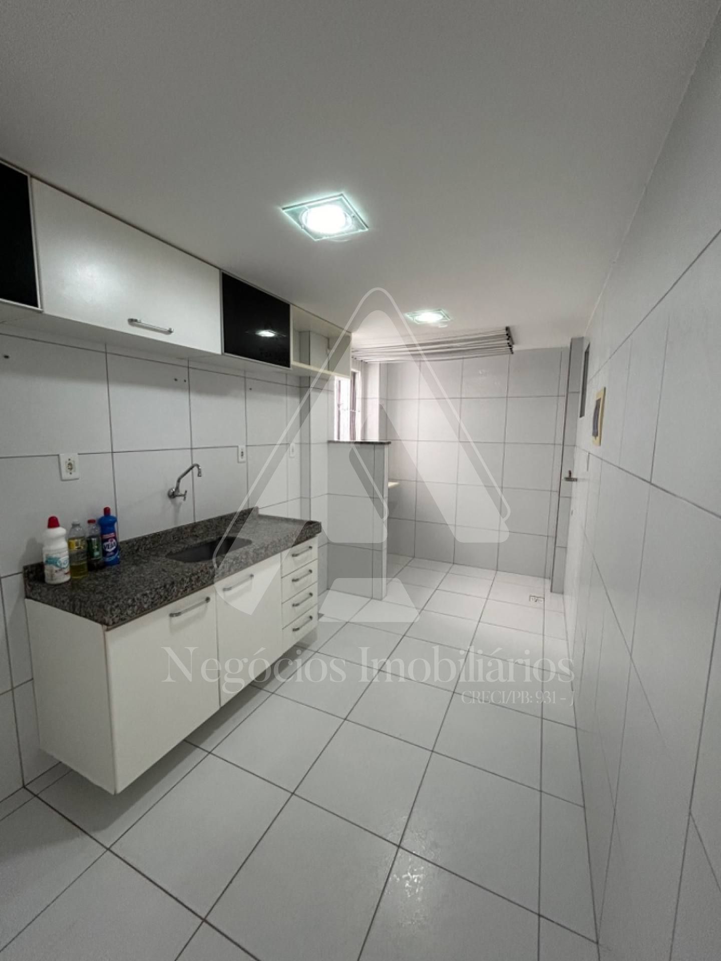 Apartamento à venda com 3 quartos, 75m² - Foto 5