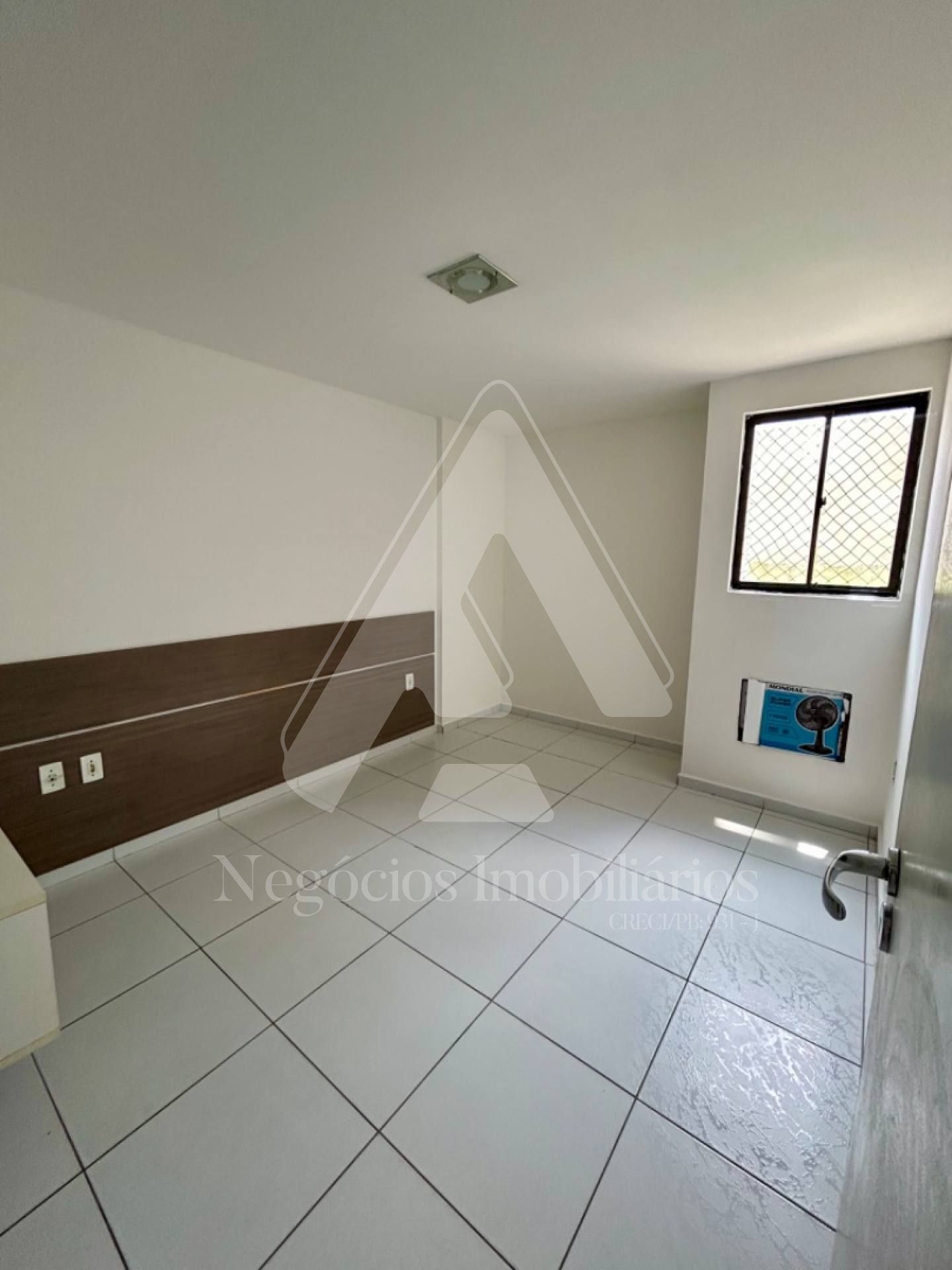 Apartamento à venda com 3 quartos, 75m² - Foto 10