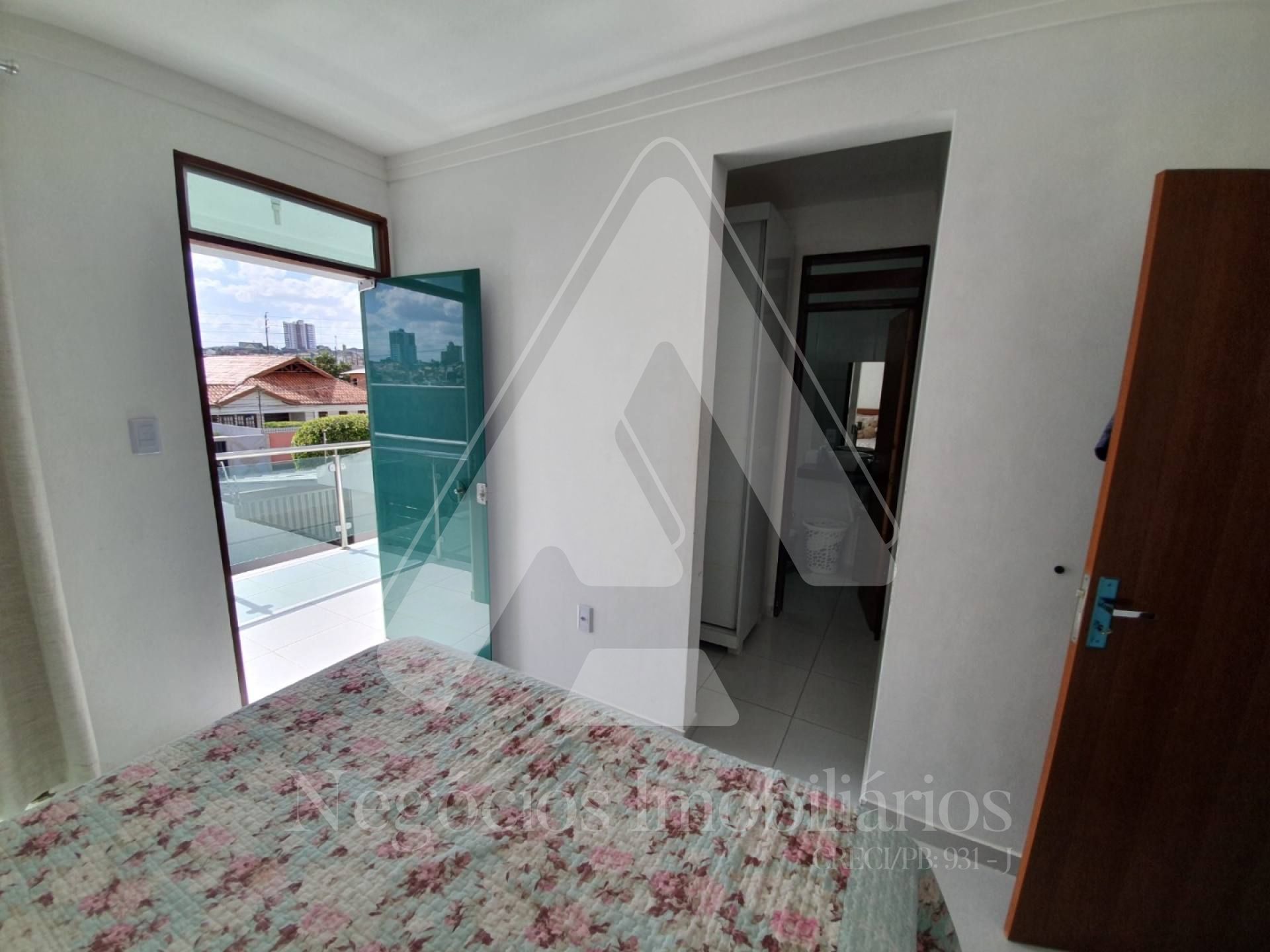 Casa à venda com 4 quartos, 153m² - Foto 14