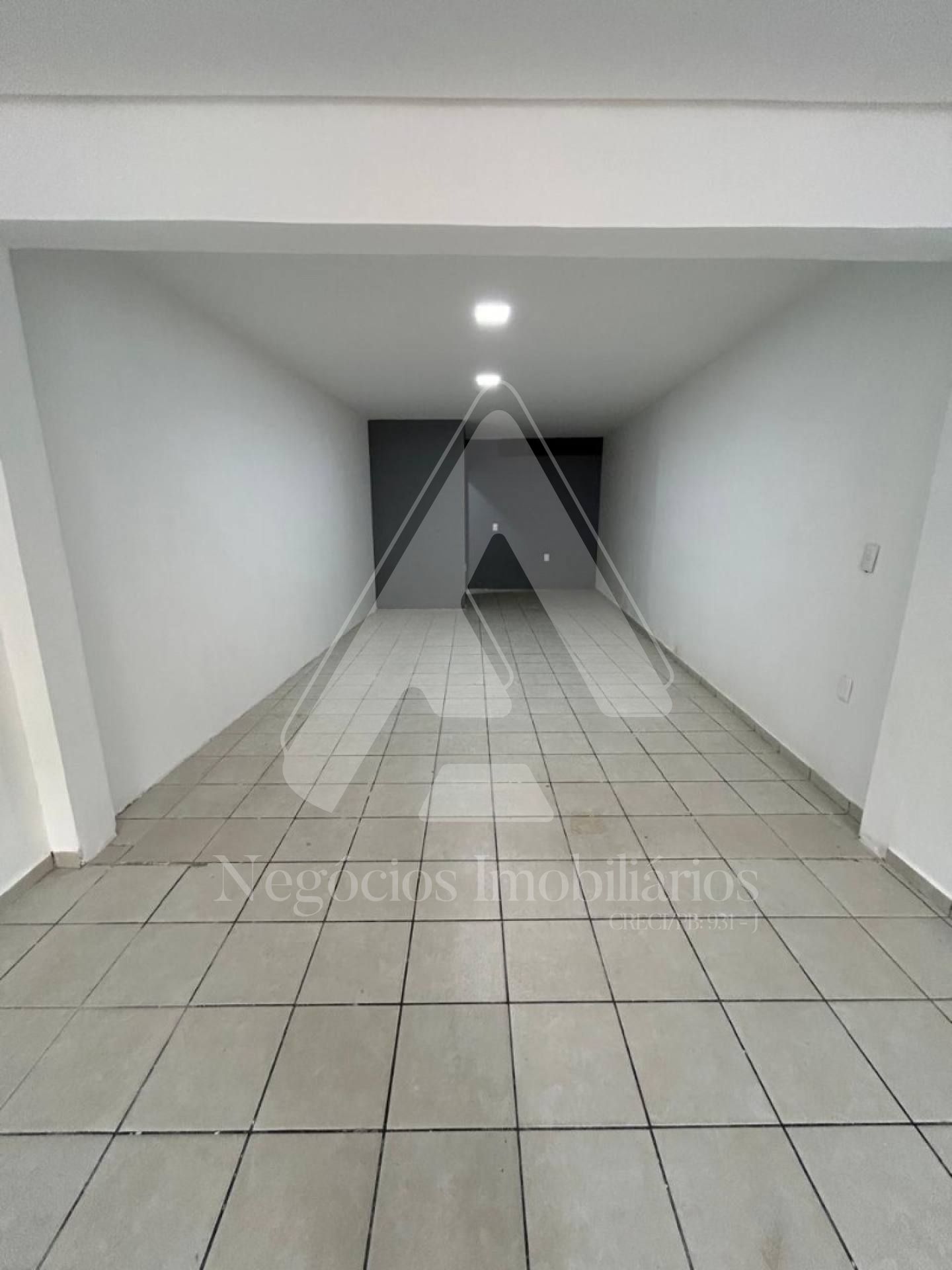 Prédio Inteiro para alugar, 52m² - Foto 4