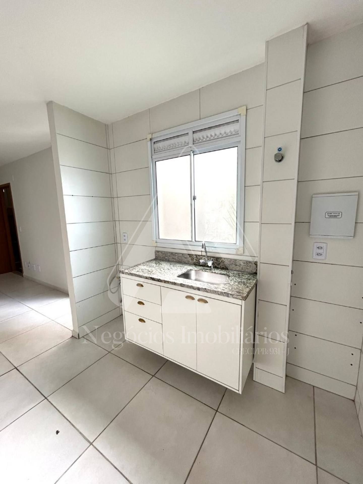 Apartamento à venda com 2 quartos, 41m² - Foto 4