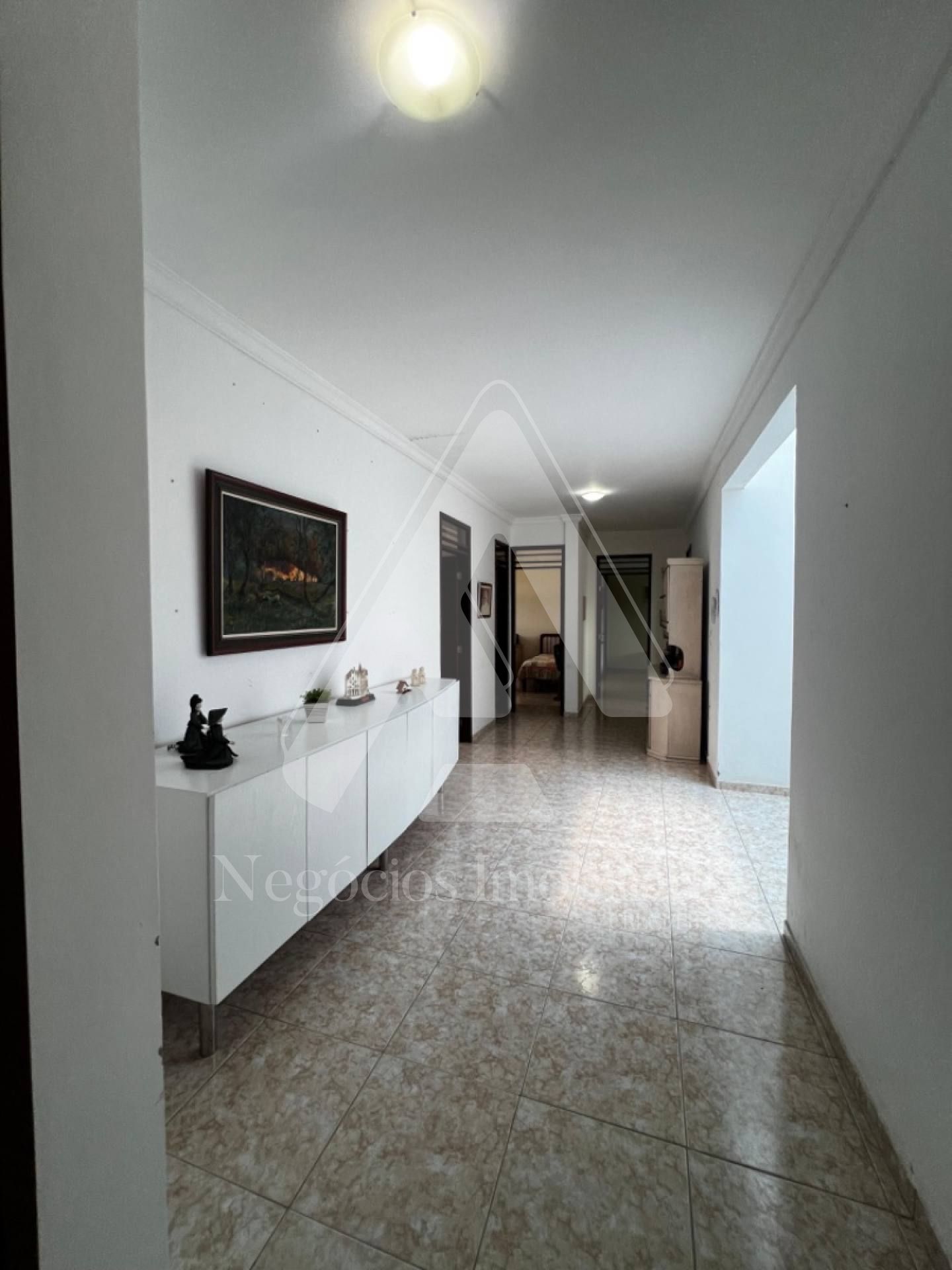 Casa à venda com 4 quartos, 1700m² - Foto 12