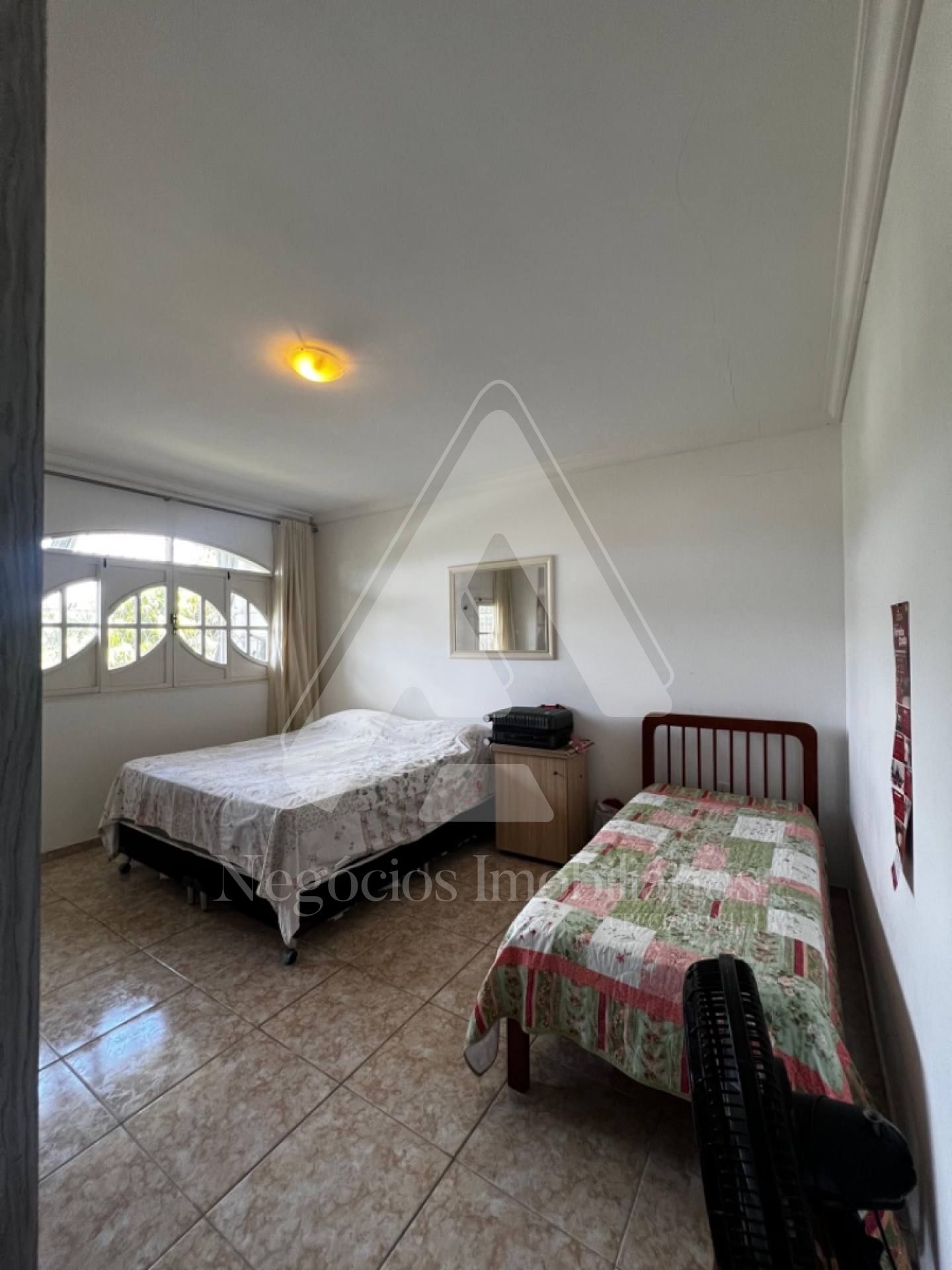 Casa à venda com 4 quartos, 1700m² - Foto 16