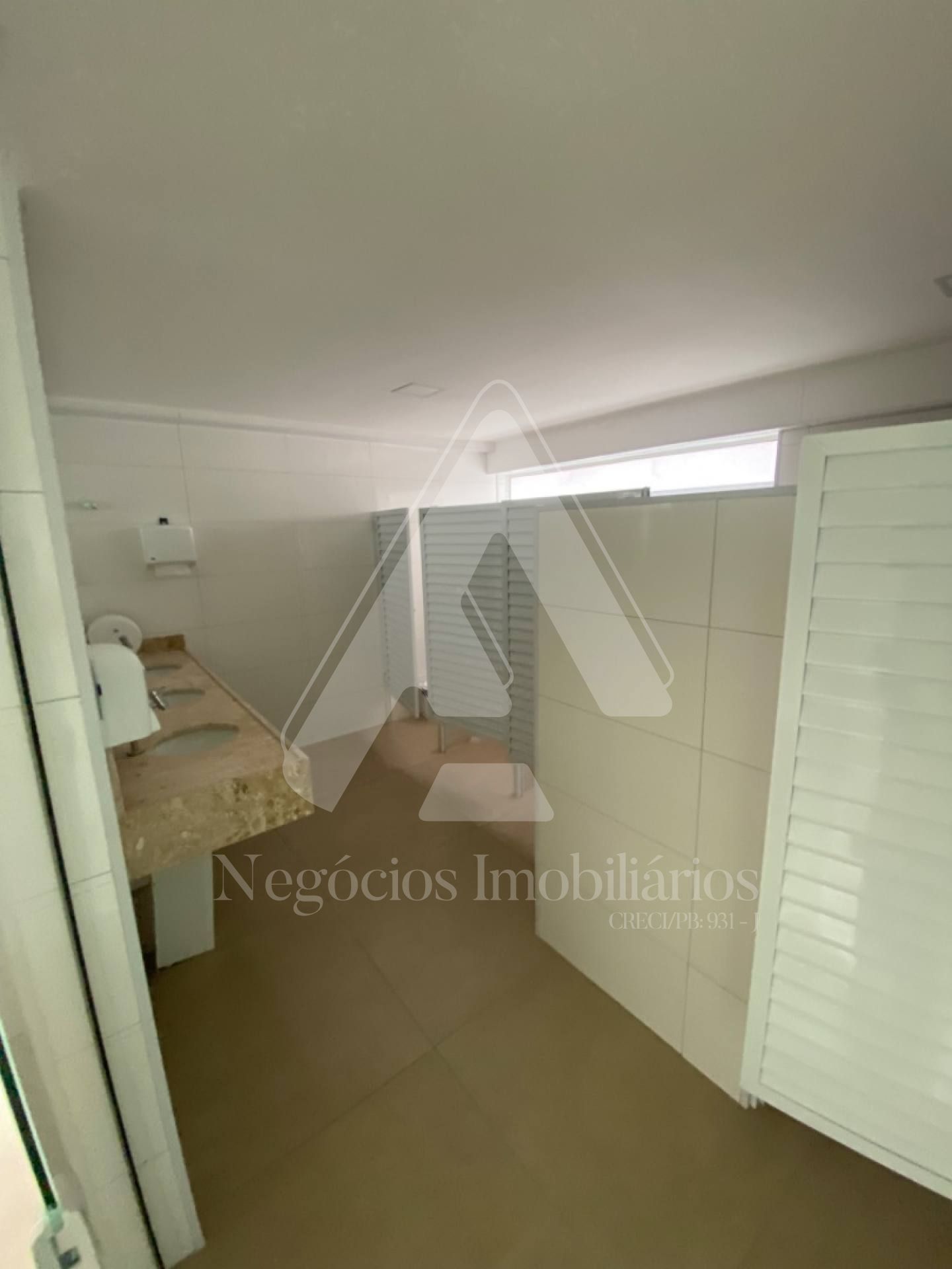 Apartamento à venda com 2 quartos, 75m² - Foto 18