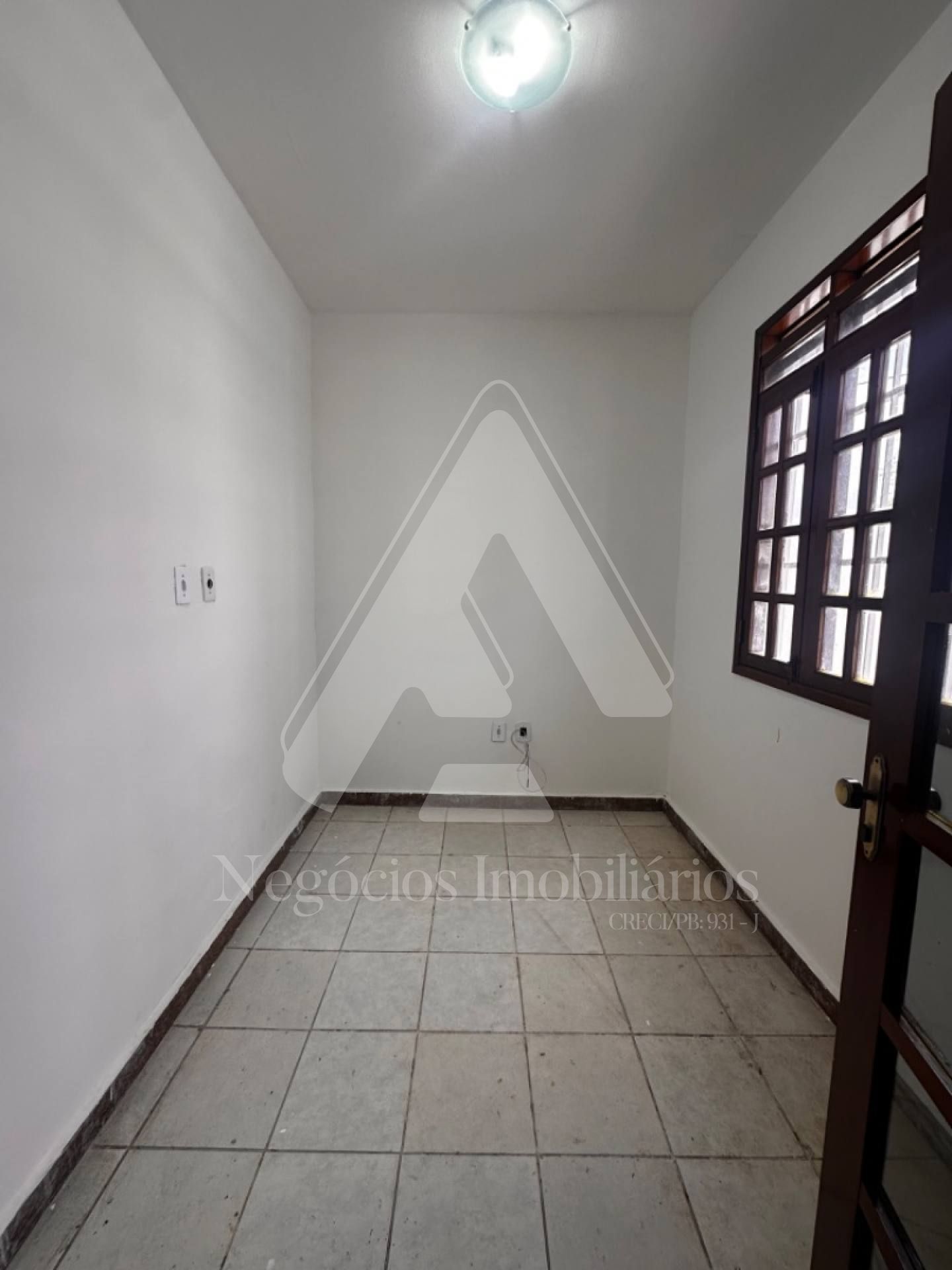 Casa à venda com 3 quartos, 430m² - Foto 10