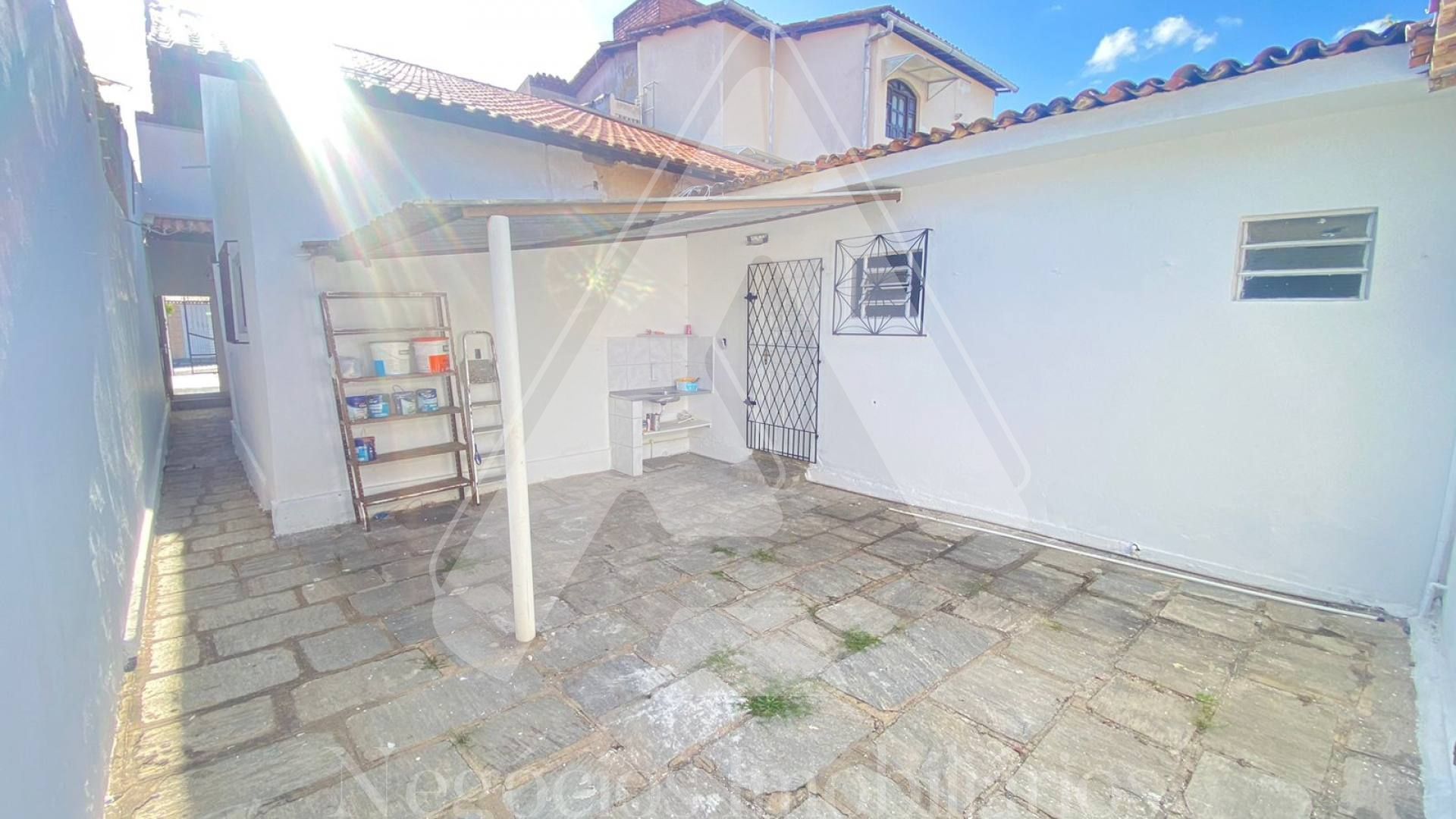 Casa à venda com 3 quartos, 240m² - Foto 15