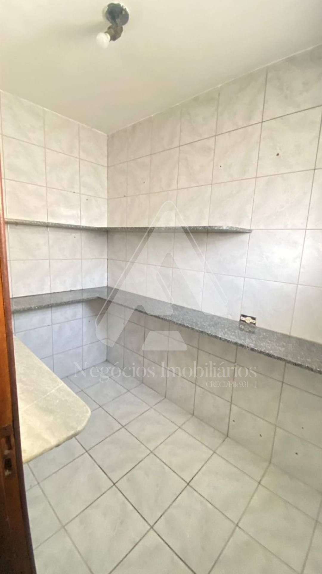 Casa à venda com 3 quartos, 240m² - Foto 13