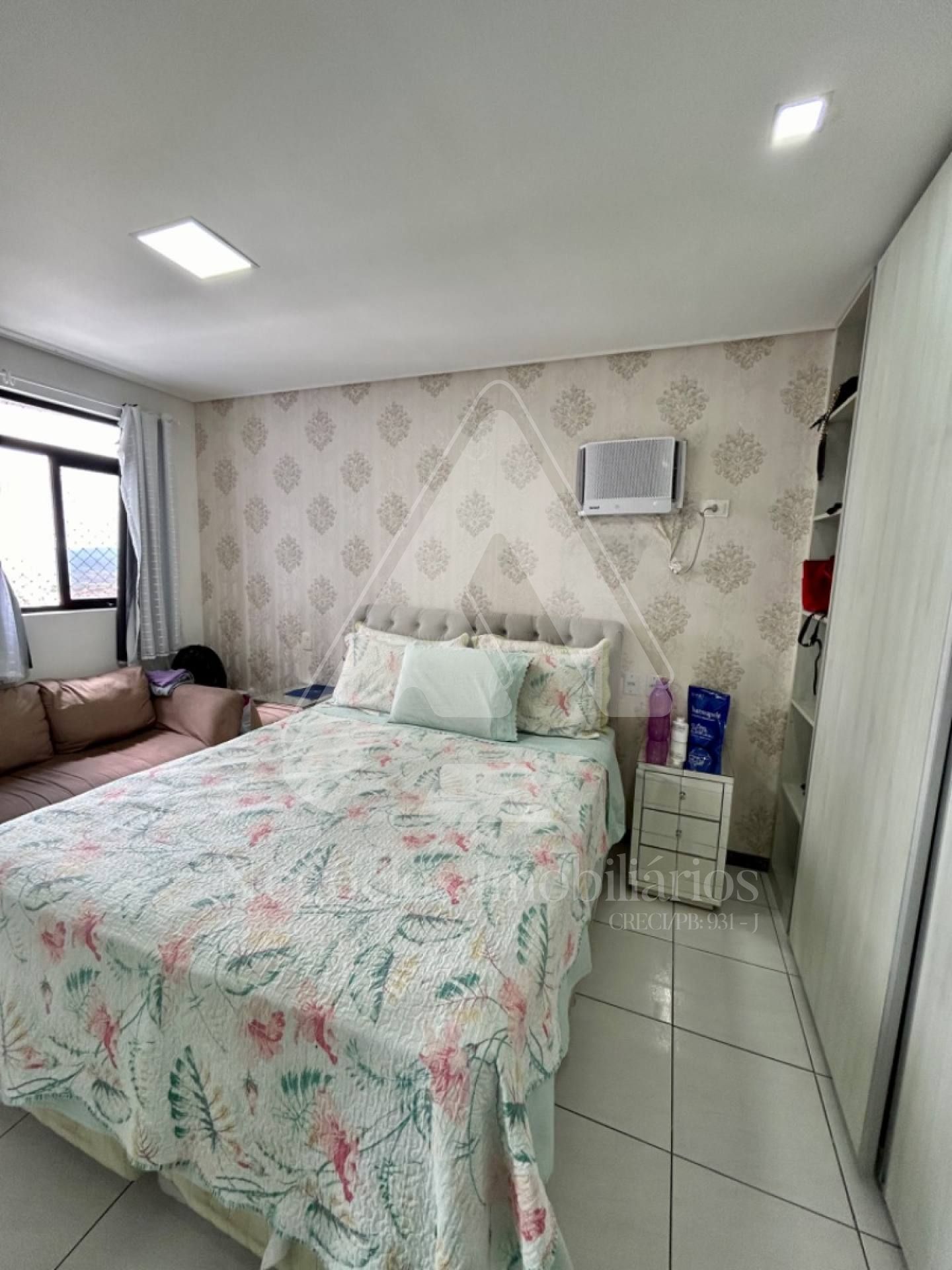 Apartamento à venda com 3 quartos, 125m² - Foto 13