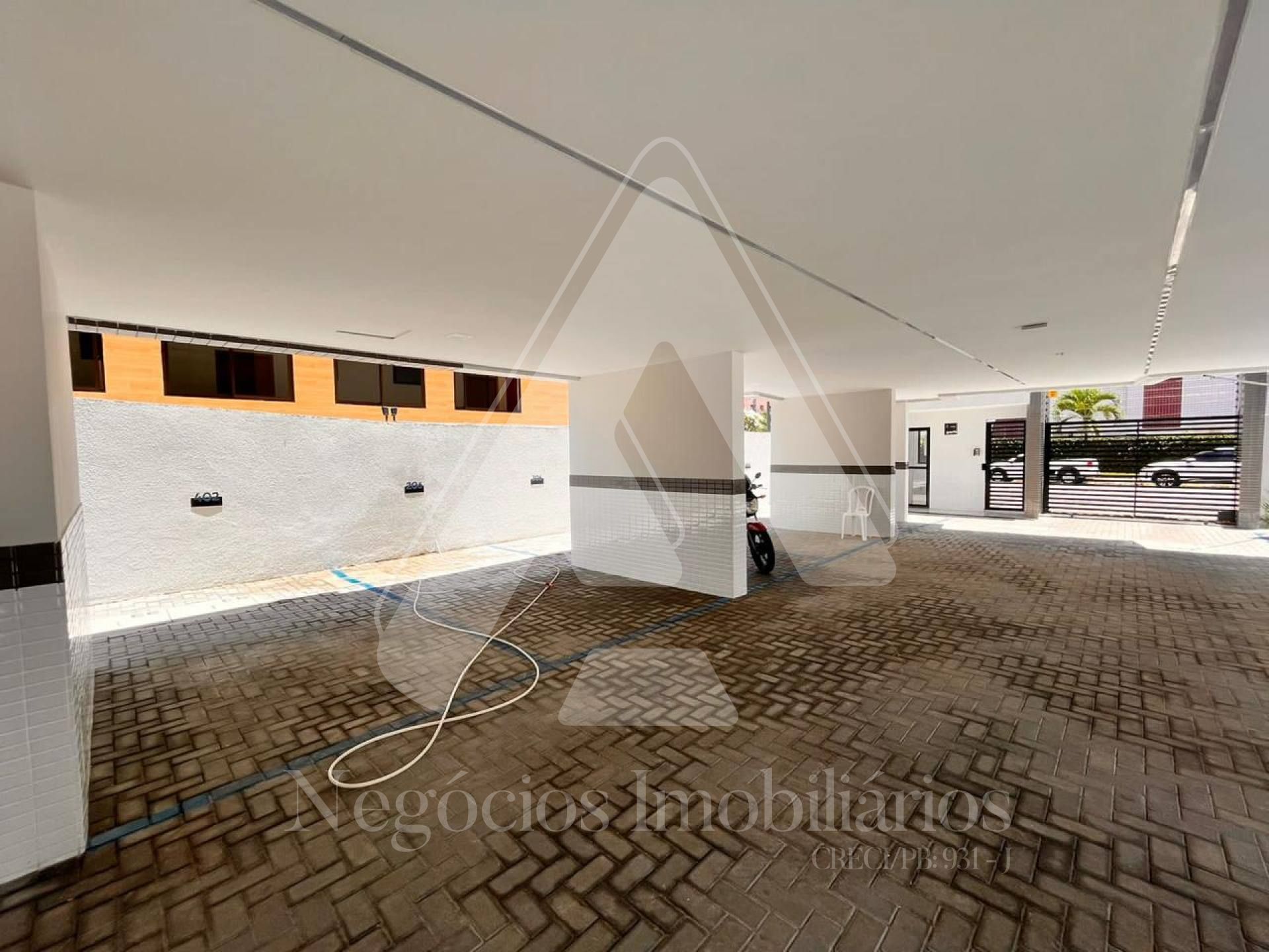 Apartamento à venda com 2 quartos, 65m² - Foto 15