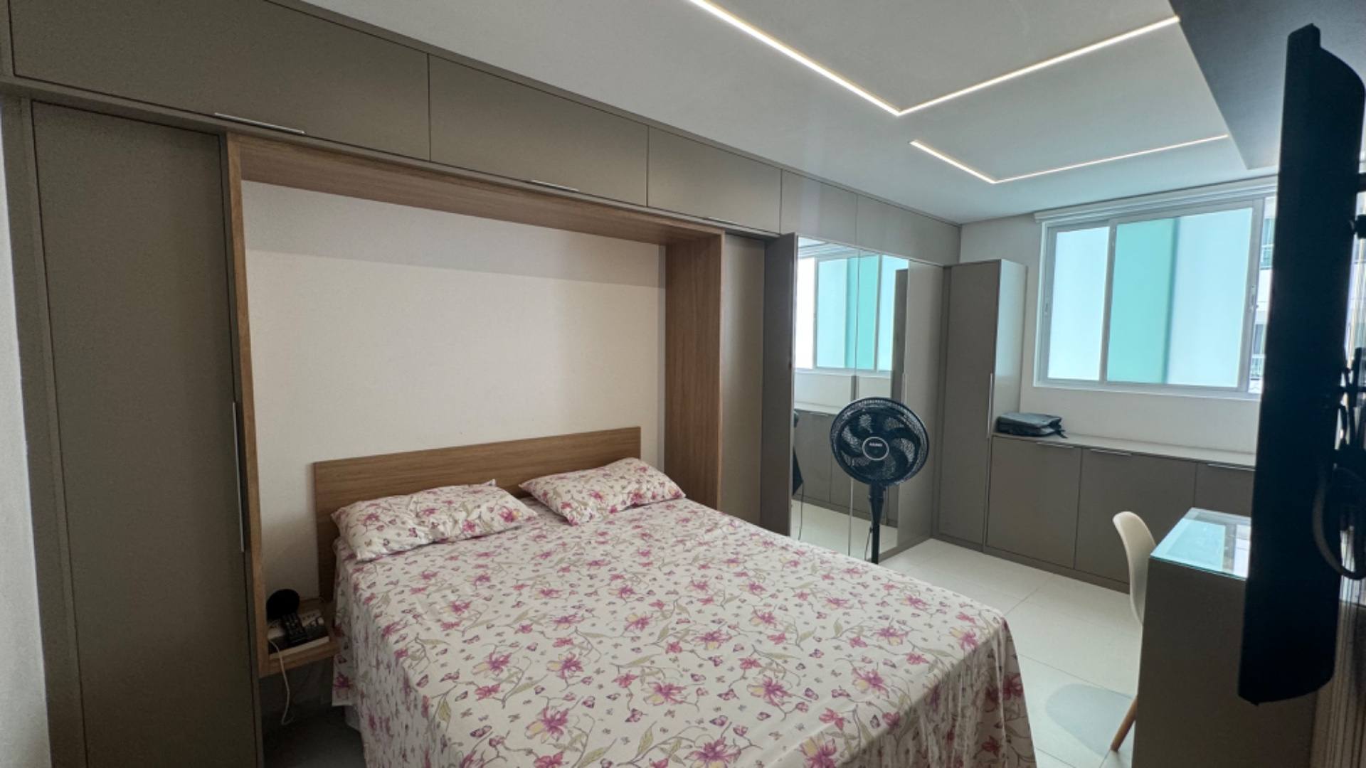 Apartamento à venda com 2 quartos, 65m² - Foto 12