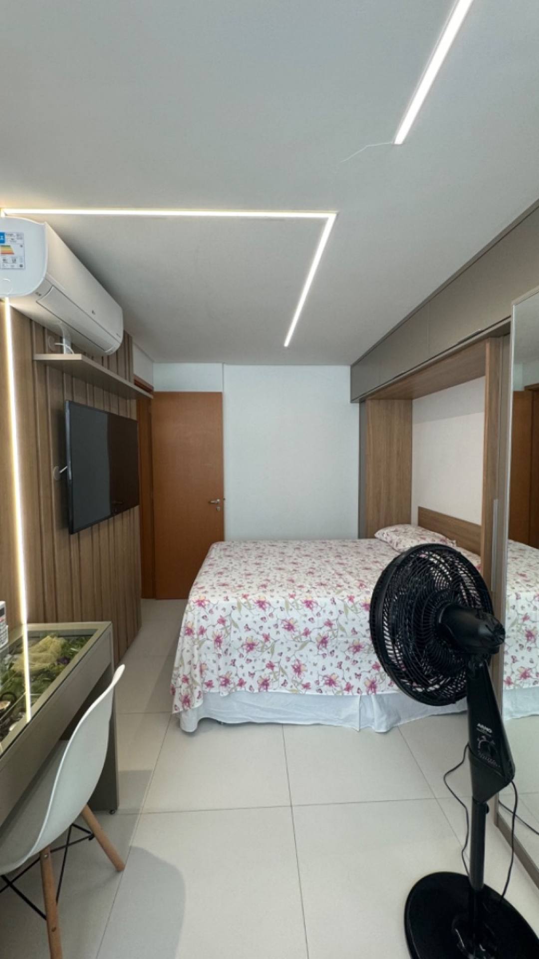 Apartamento à venda com 2 quartos, 65m² - Foto 13