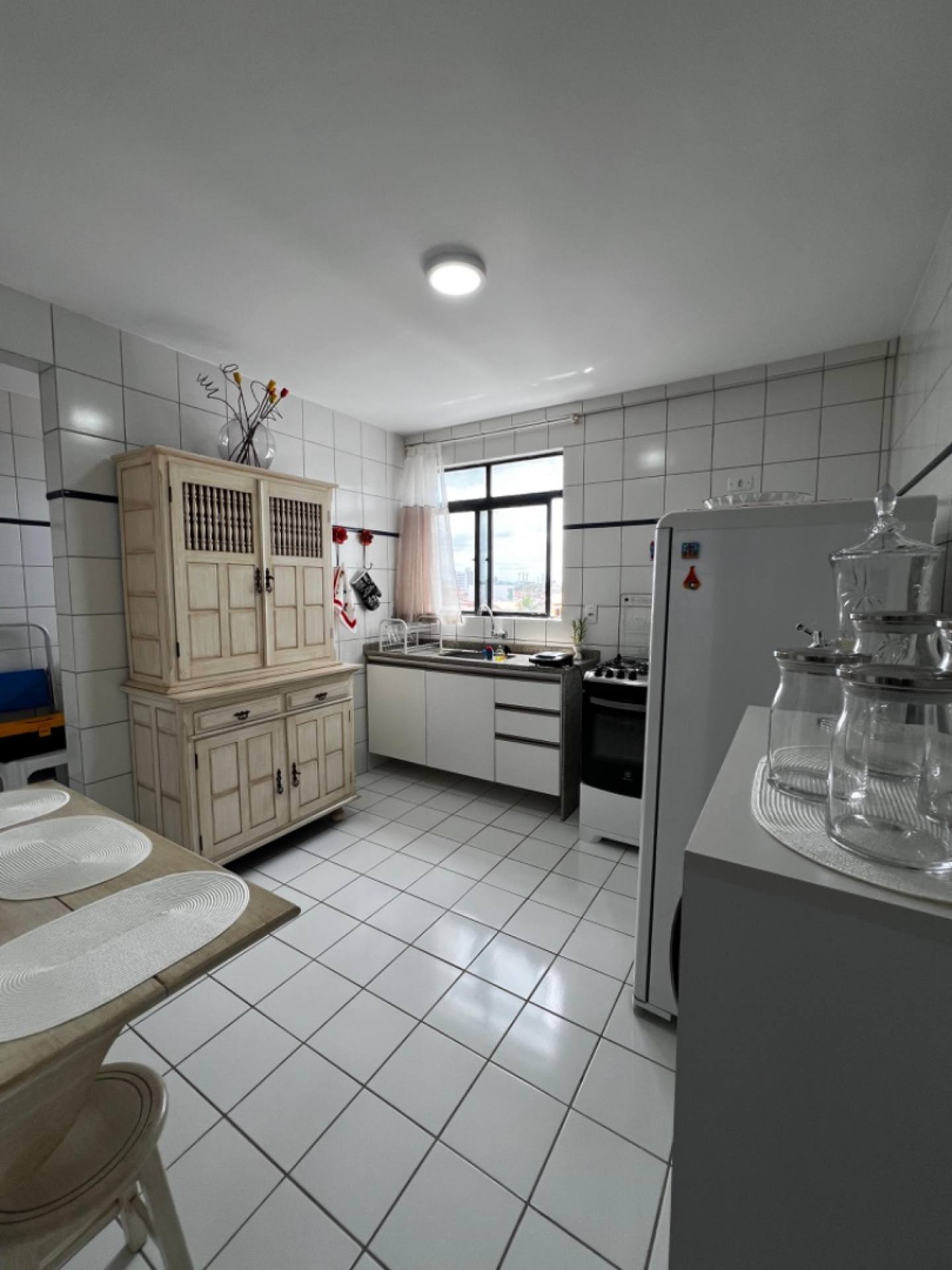 Apartamento à venda com 3 quartos, 93m² - Foto 9