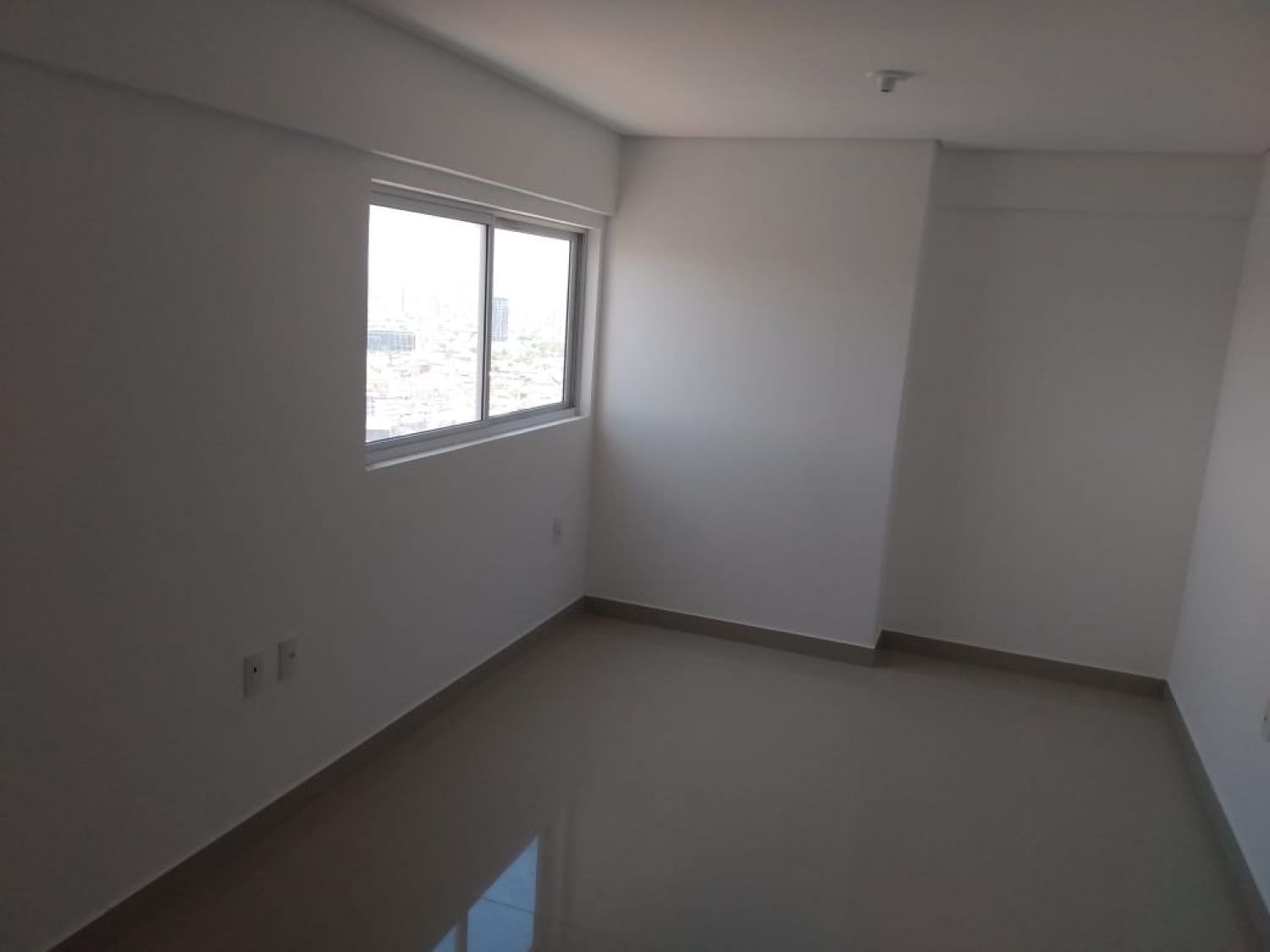 Apartamento à venda com 3 quartos, 91m² - Foto 4