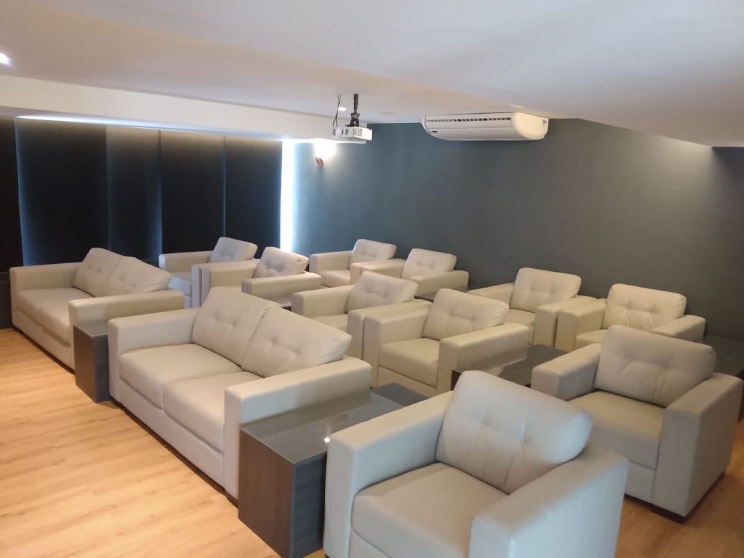 Apartamento à venda com 3 quartos, 91m² - Foto 19