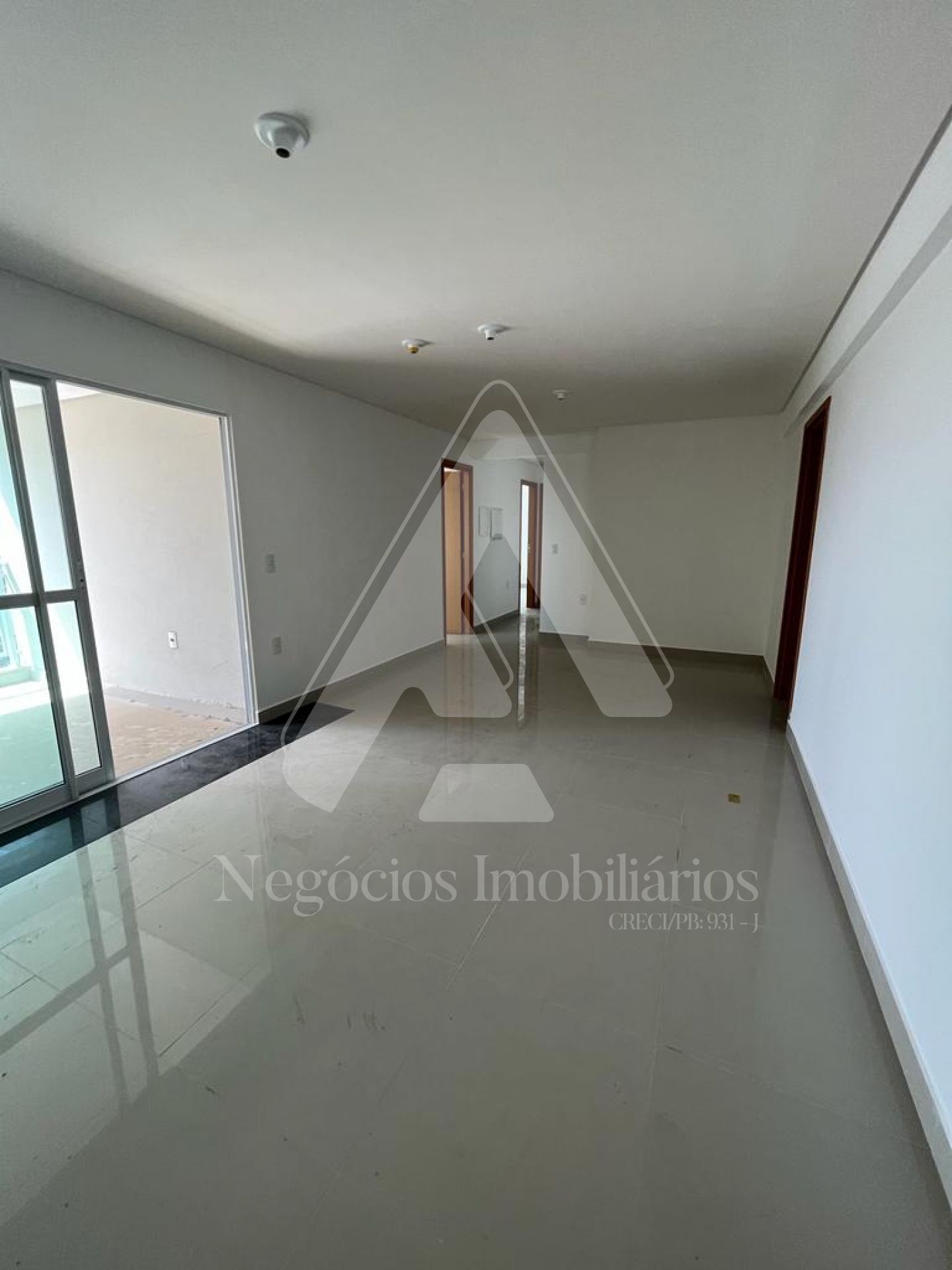 Apartamento à venda com 3 quartos, 124m² - Foto 4