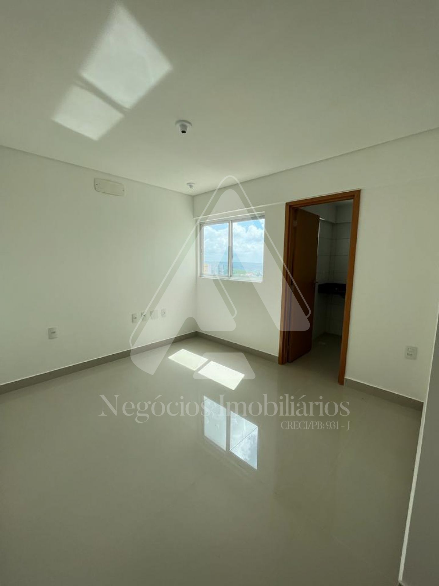 Apartamento à venda com 3 quartos, 124m² - Foto 6