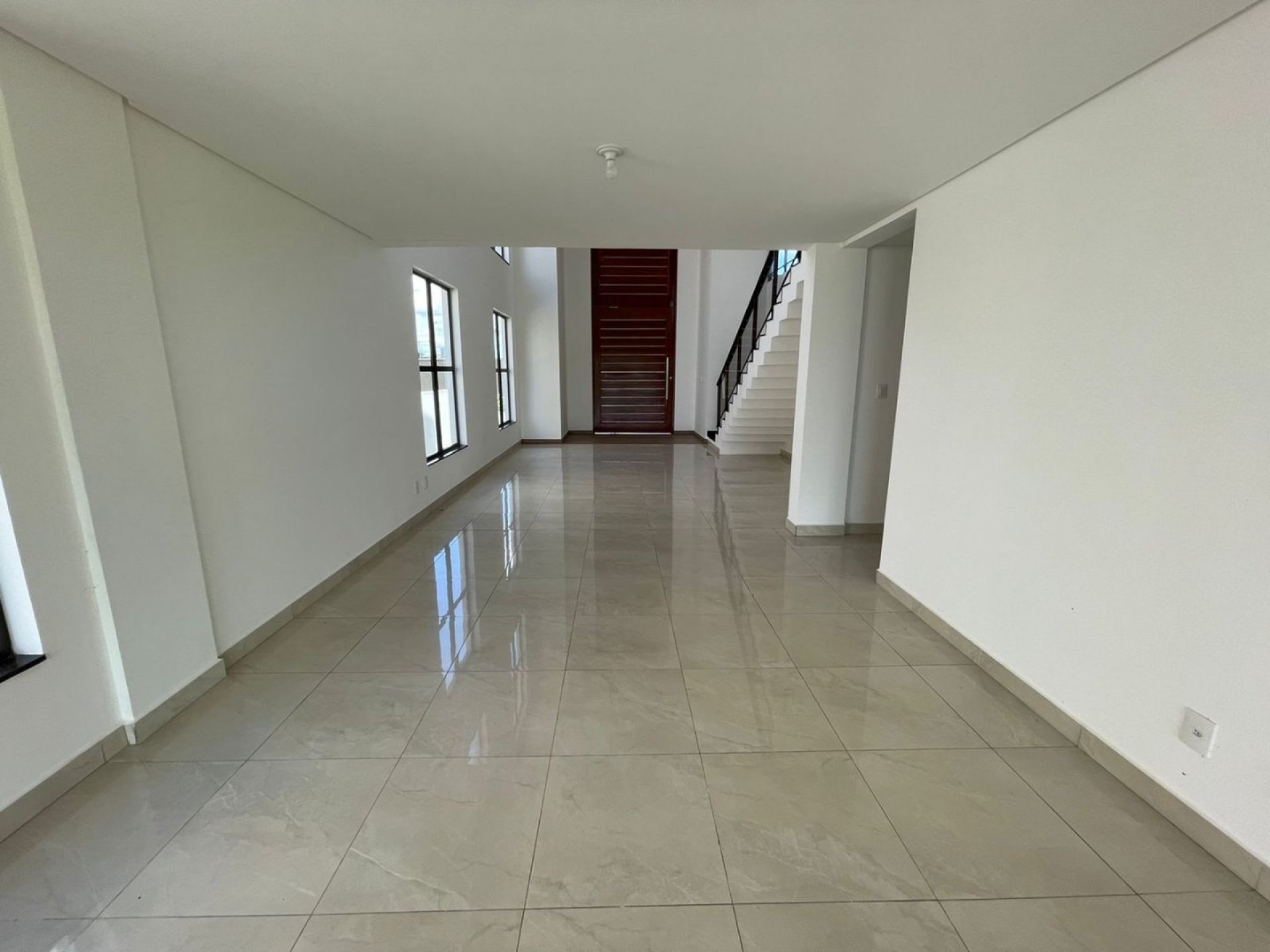 Casa de Condomínio à venda com 1 quarto, 693m² - Foto 5